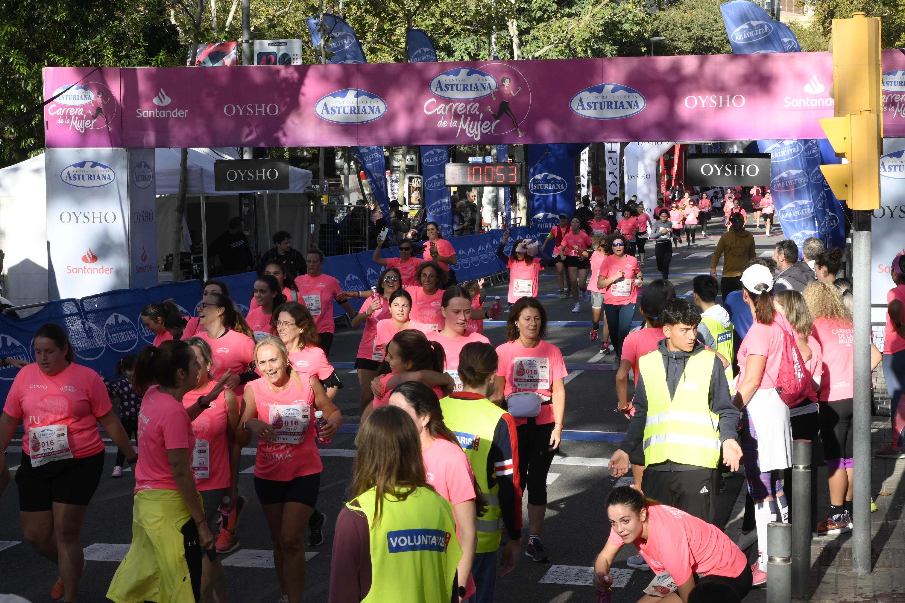 Las mejores fotos de la Carrera de la Mujer de Barcelona 2023. 4903