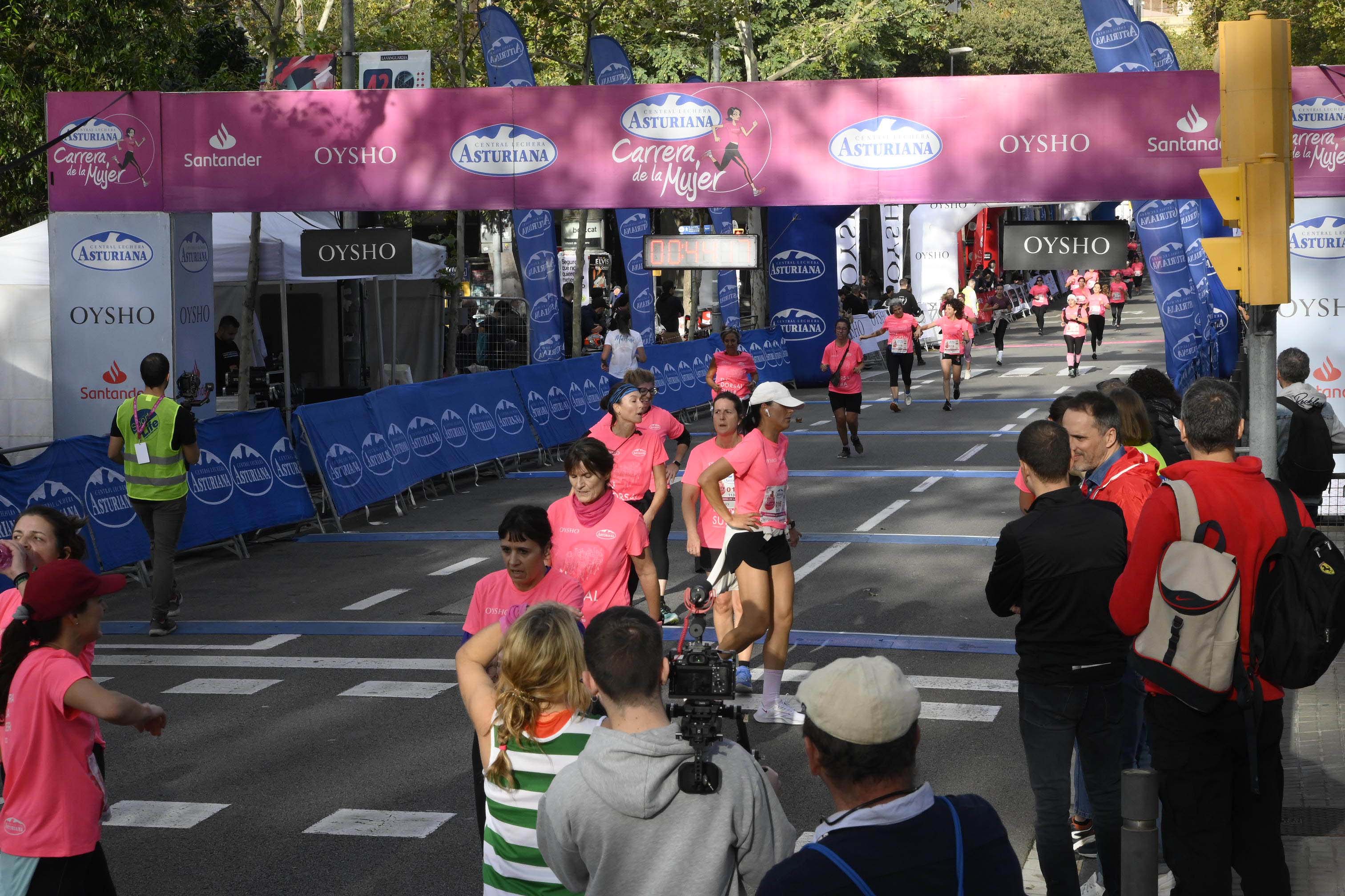 Las mejores fotos de la Carrera de la Mujer de Barcelona 2023. 4405