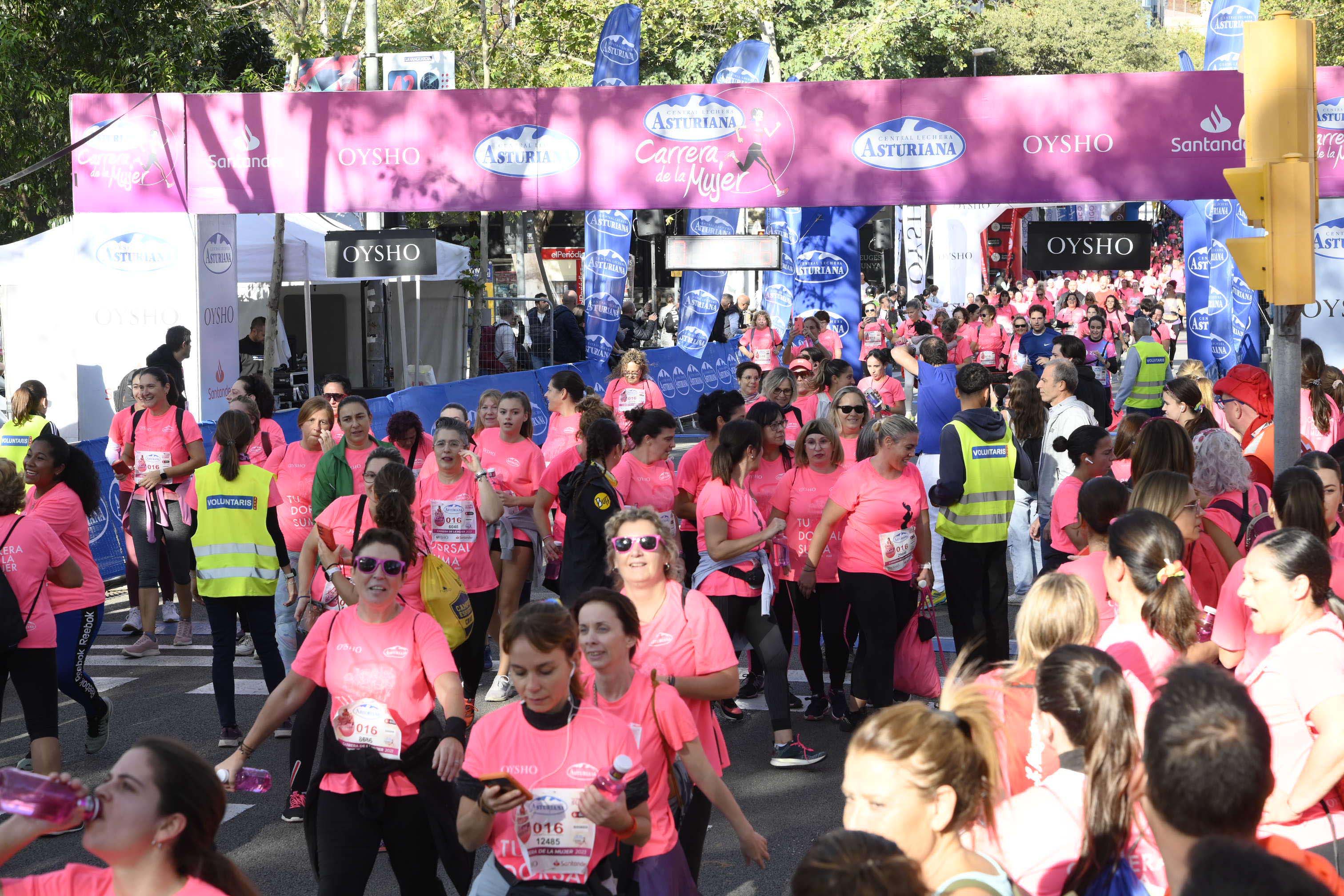 Las mejores fotos de la Carrera de la Mujer de Barcelona 2023. 5636