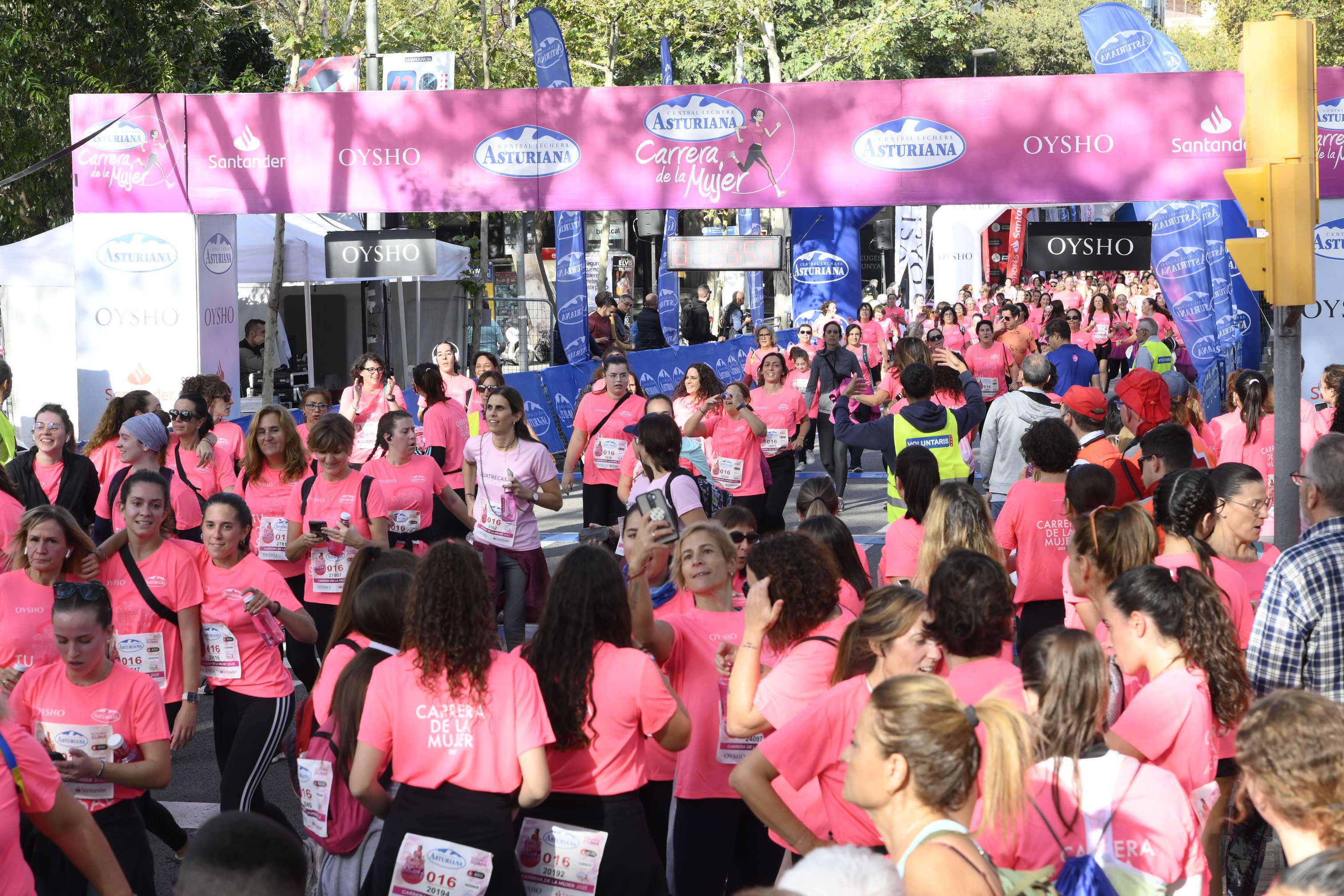 Las mejores fotos de la Carrera de la Mujer de Barcelona 2023. 5878