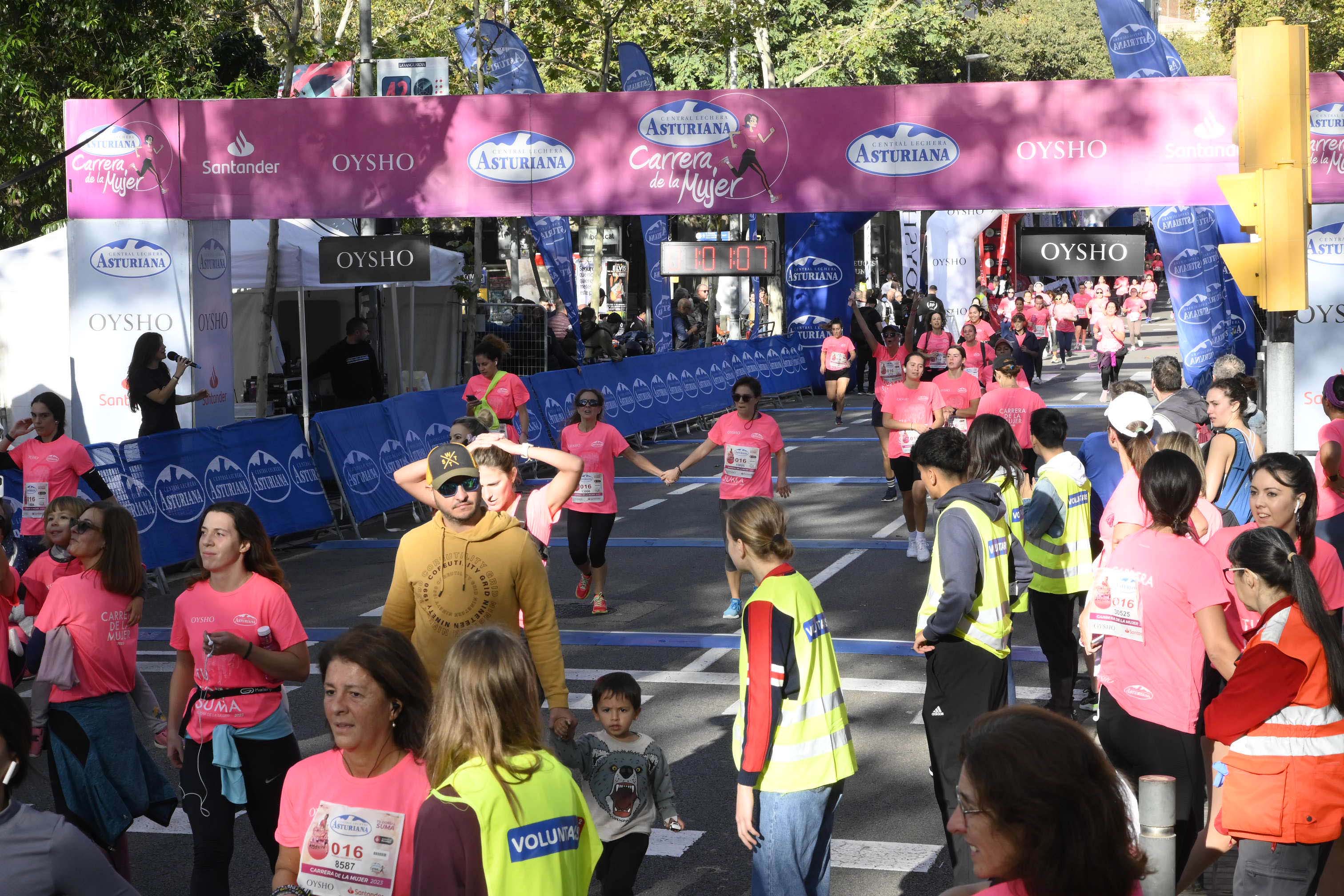Las mejores fotos de la Carrera de la Mujer de Barcelona 2023. 4910