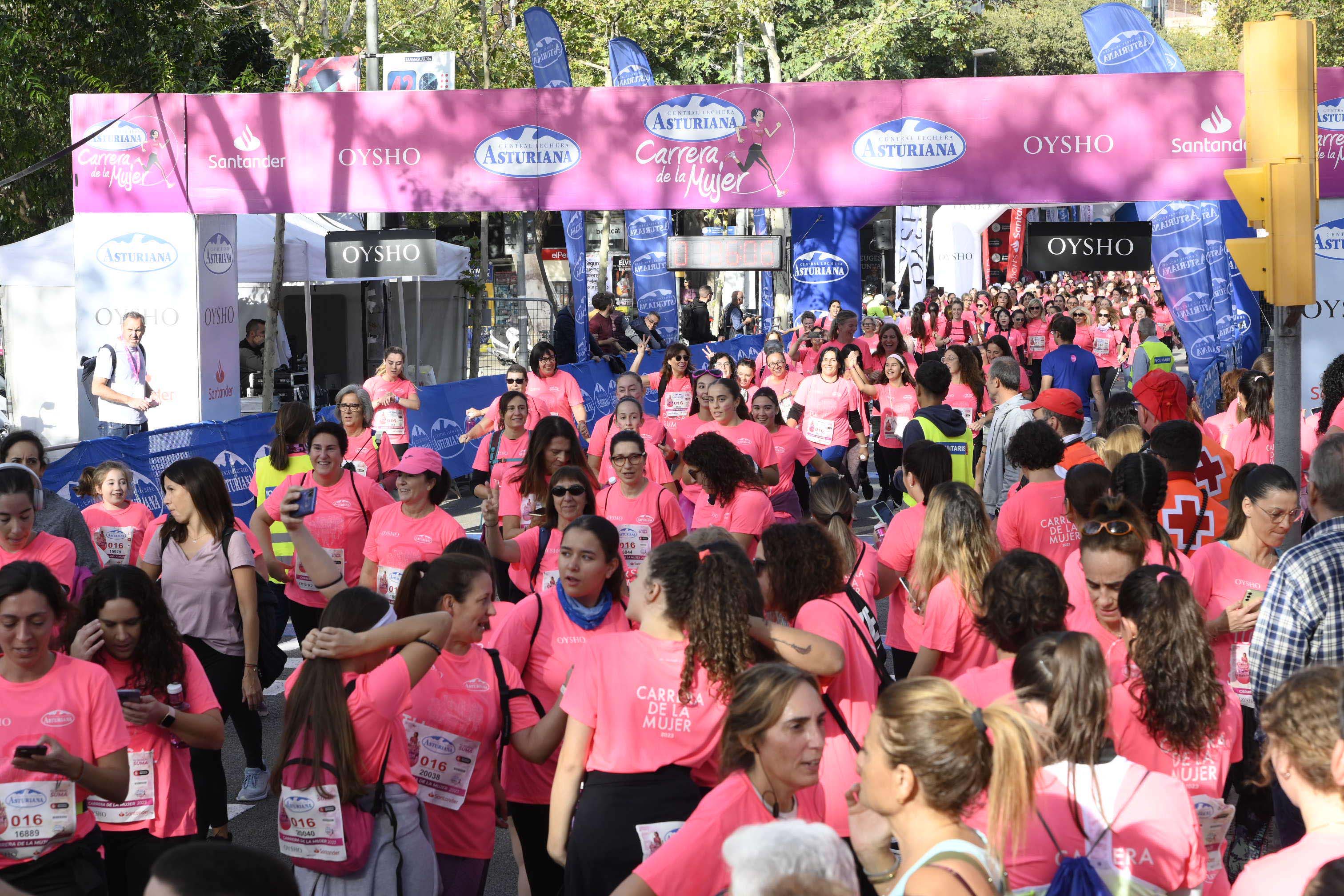 Las mejores fotos de la Carrera de la Mujer de Barcelona 2023. 5883