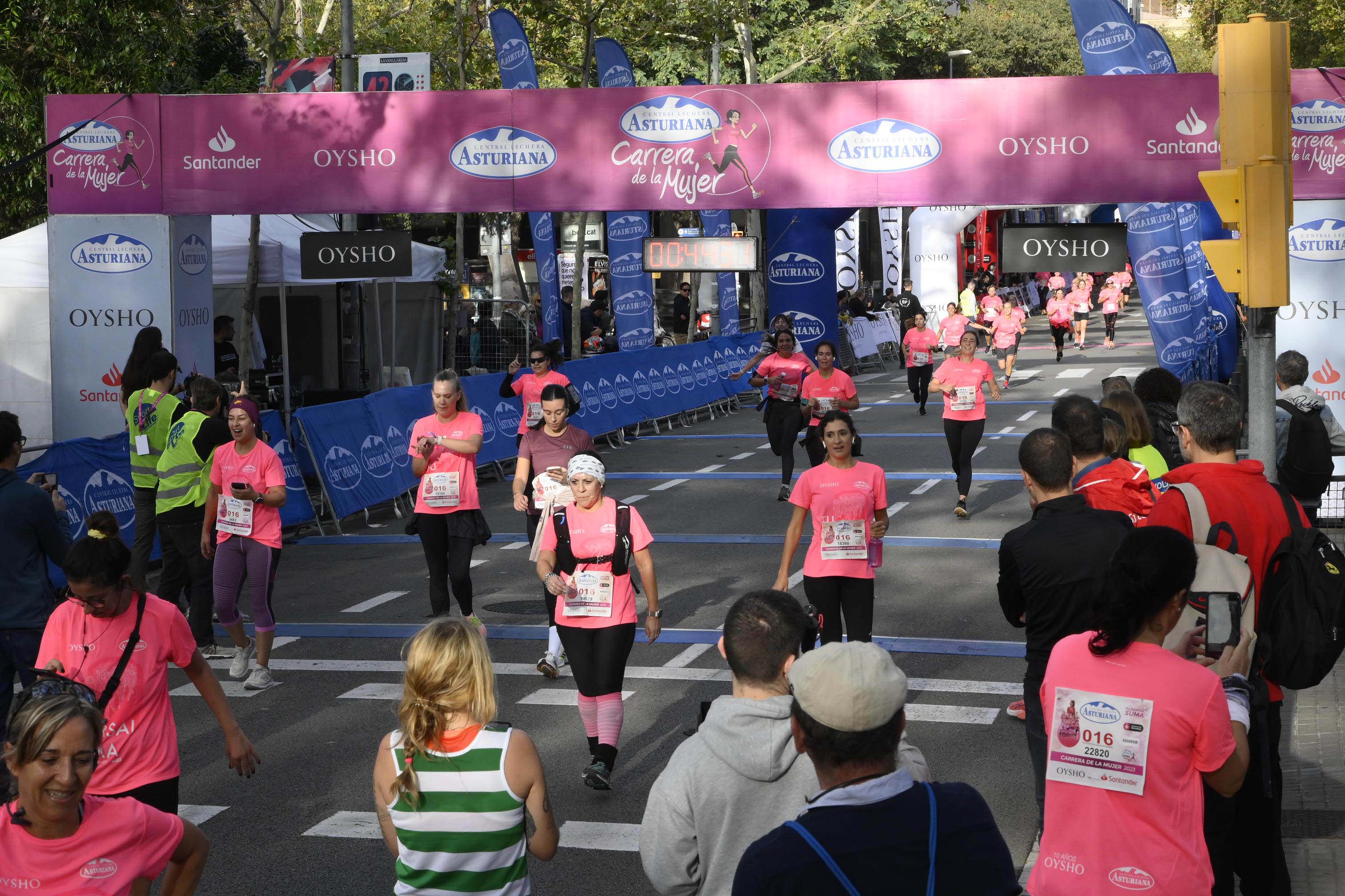 Las mejores fotos de la Carrera de la Mujer de Barcelona 2023. 4412