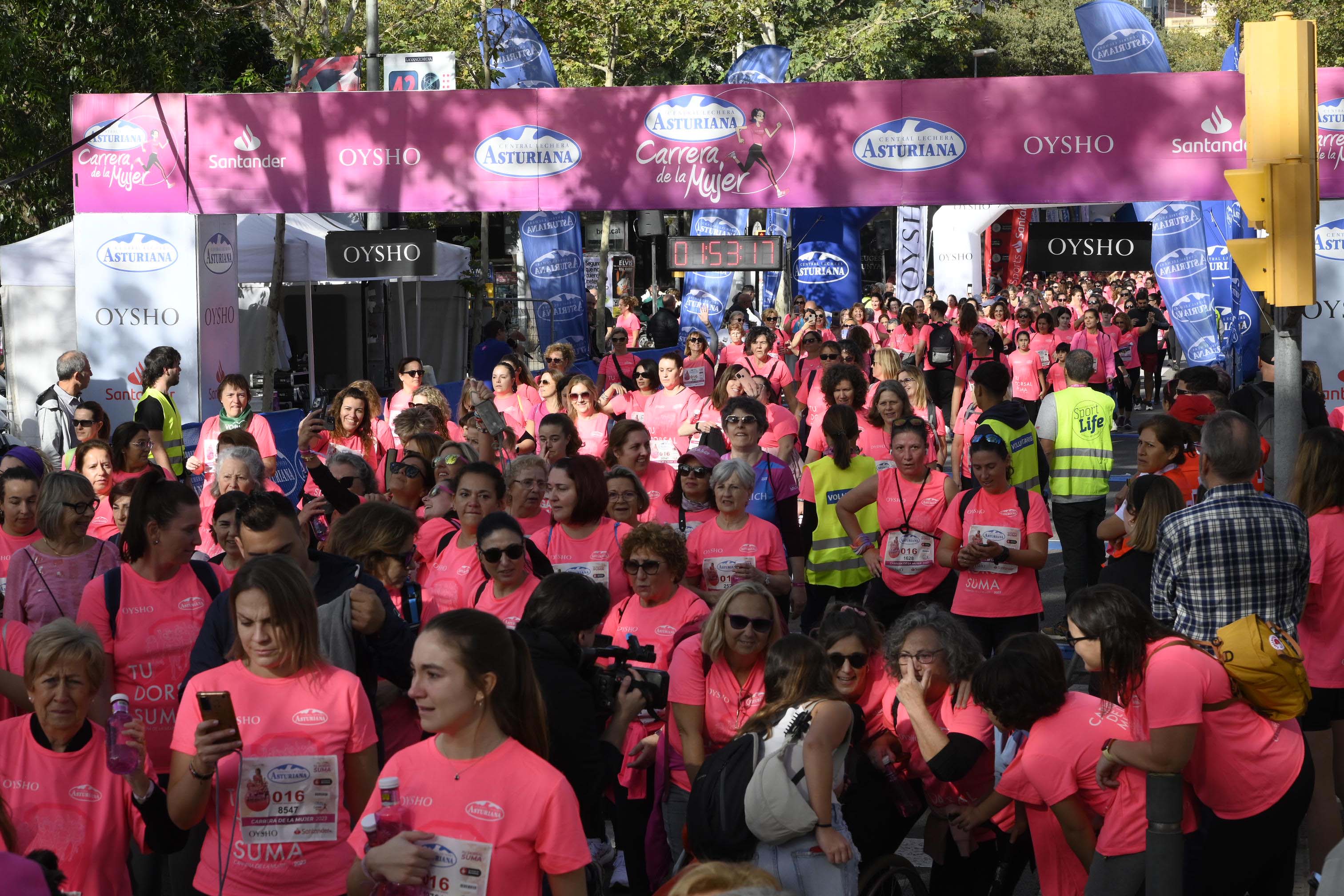 Las mejores fotos de la Carrera de la Mujer de Barcelona 2023. 6387