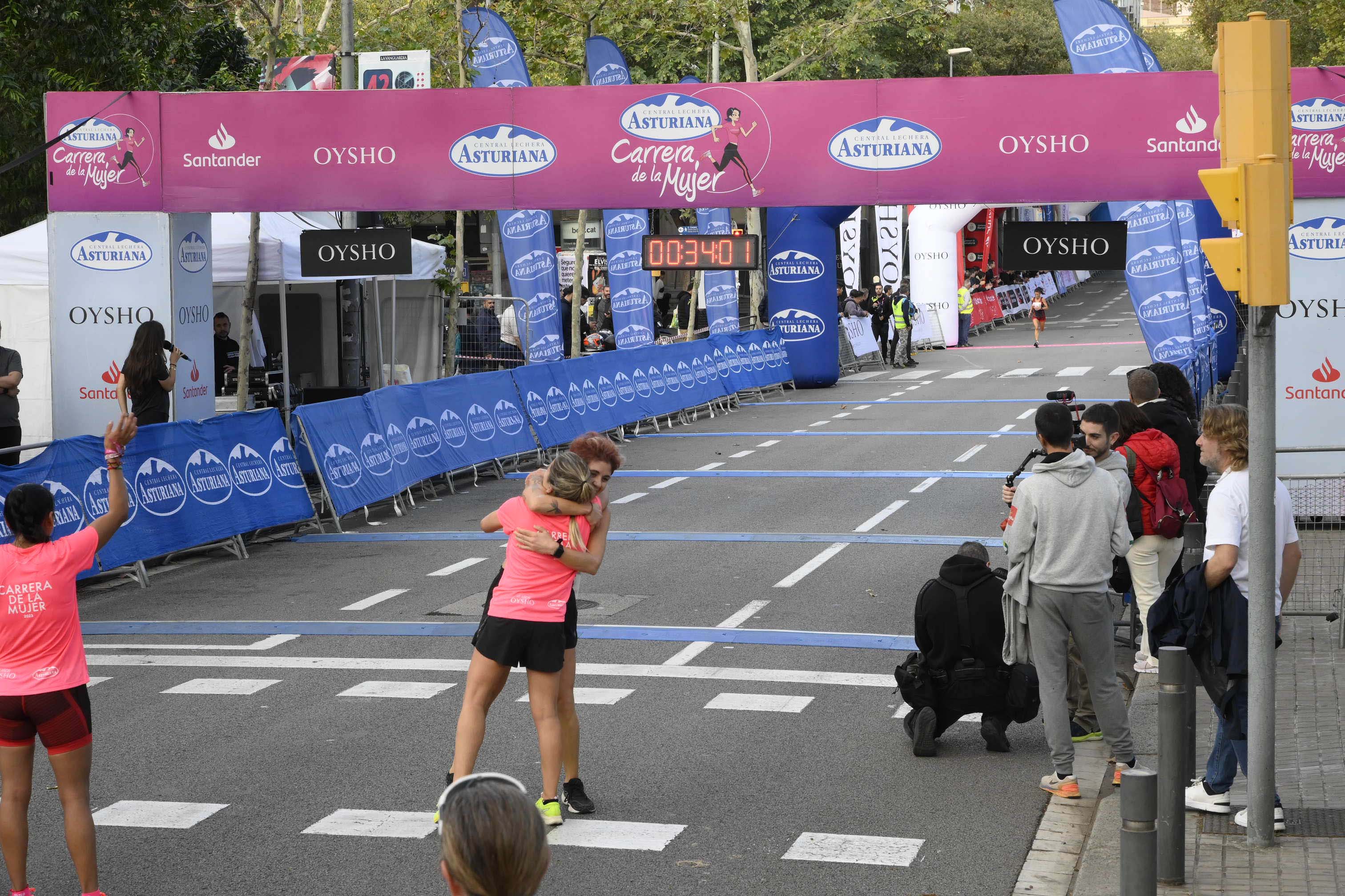 Las mejores fotos de la Carrera de la Mujer de Barcelona 2023. 4109