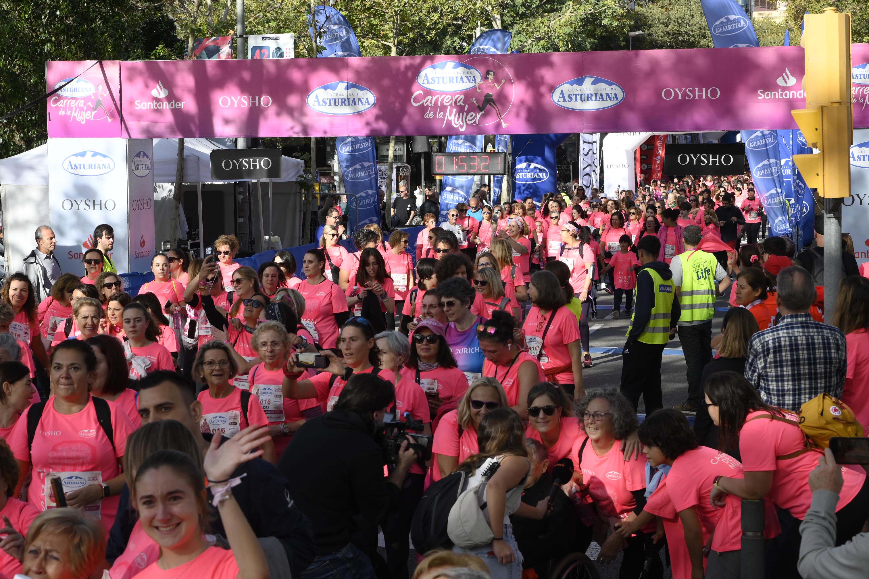 Las mejores fotos de la Carrera de la Mujer de Barcelona 2023. 6389