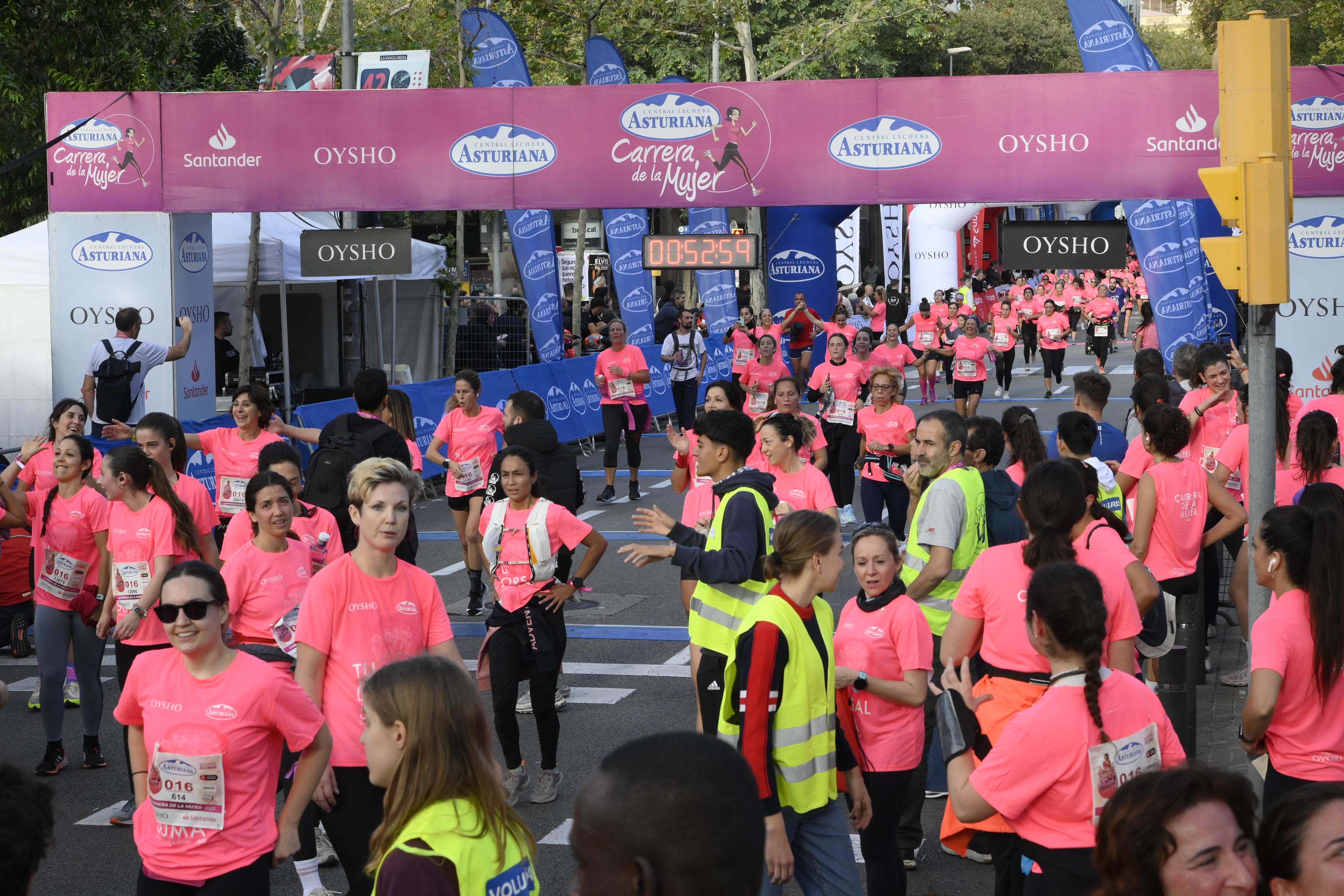 Las mejores fotos de la Carrera de la Mujer de Barcelona 2023. 4666