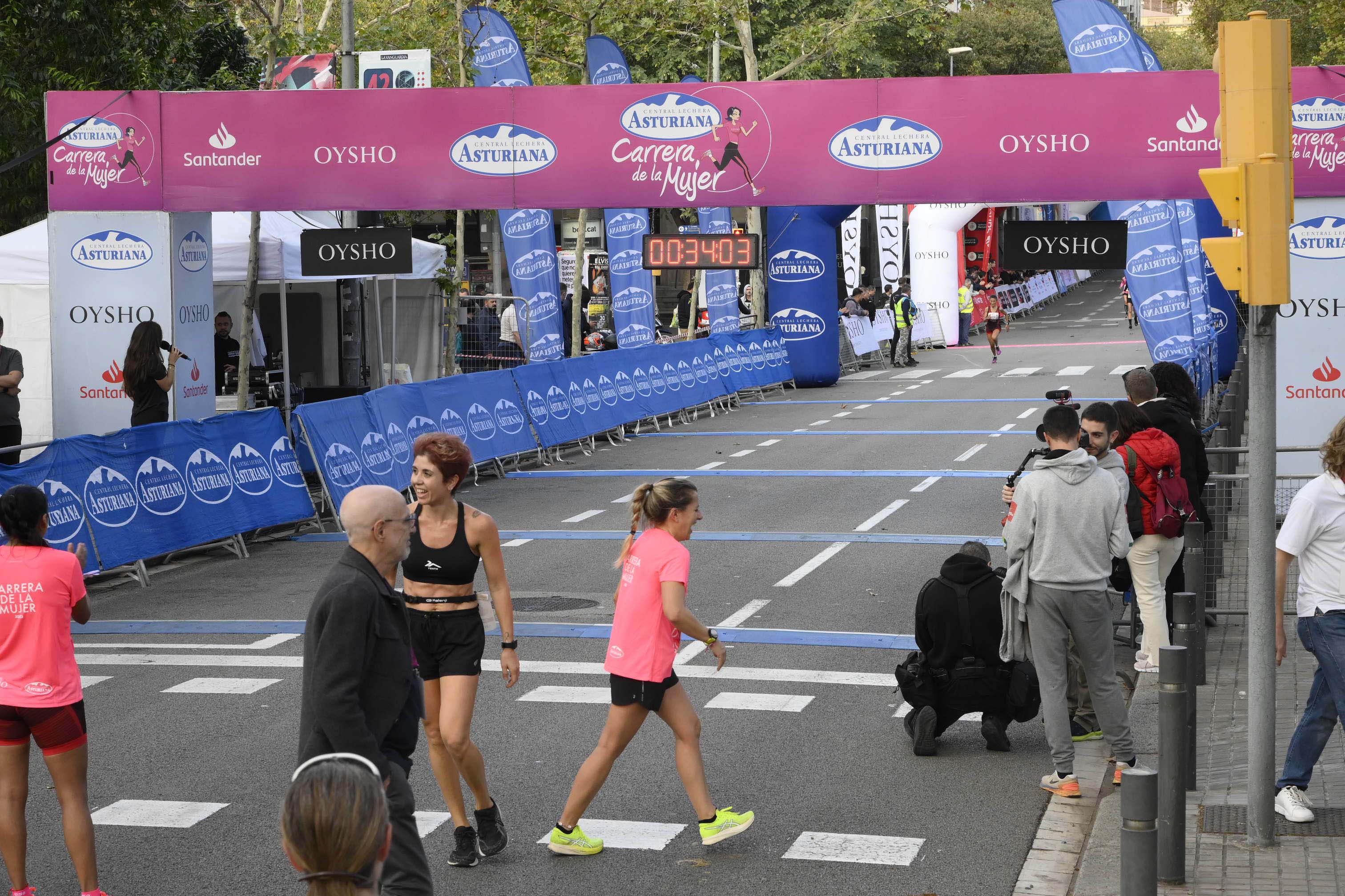 Las mejores fotos de la Carrera de la Mujer de Barcelona 2023. 4110