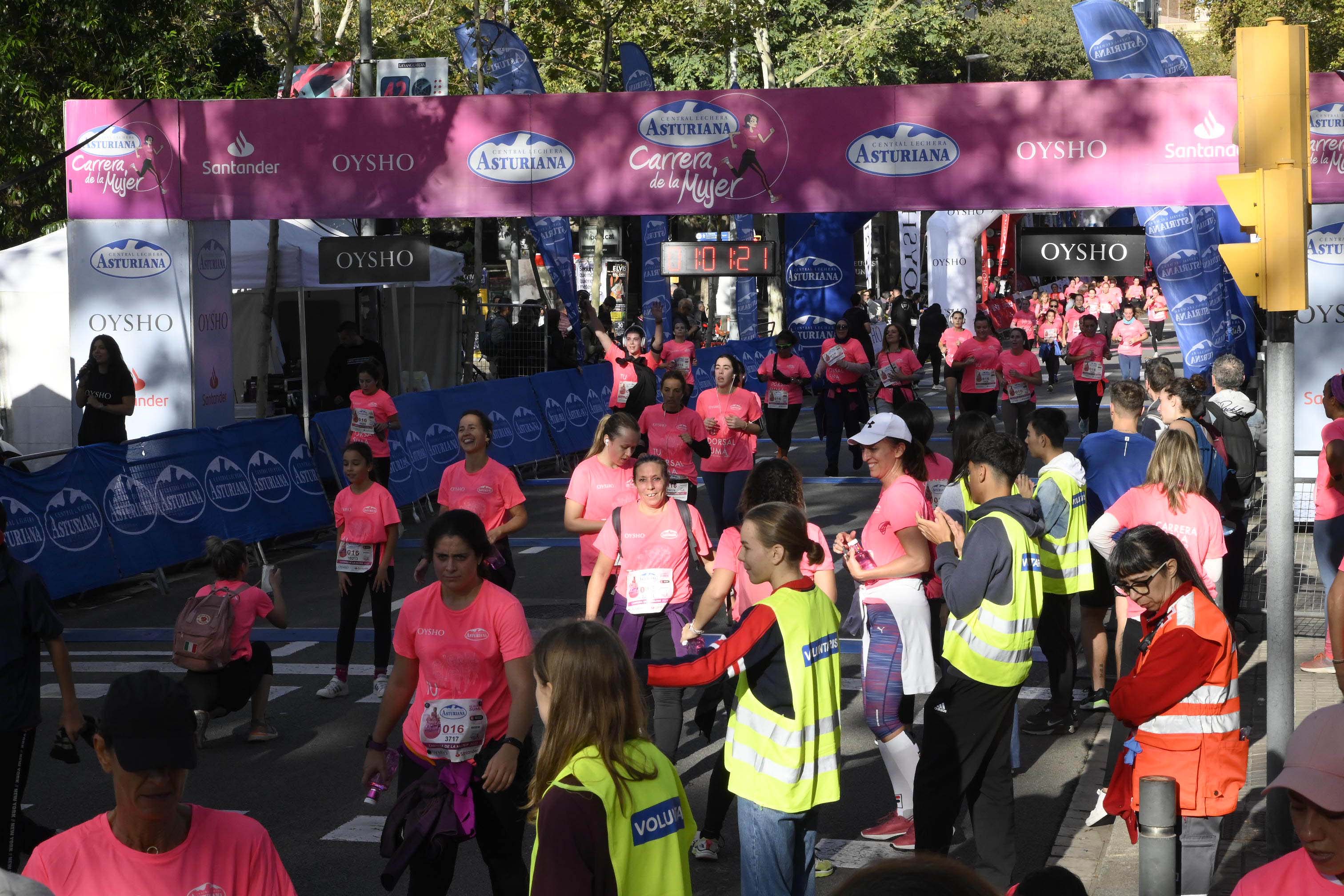 Las mejores fotos de la Carrera de la Mujer de Barcelona 2023. 4917