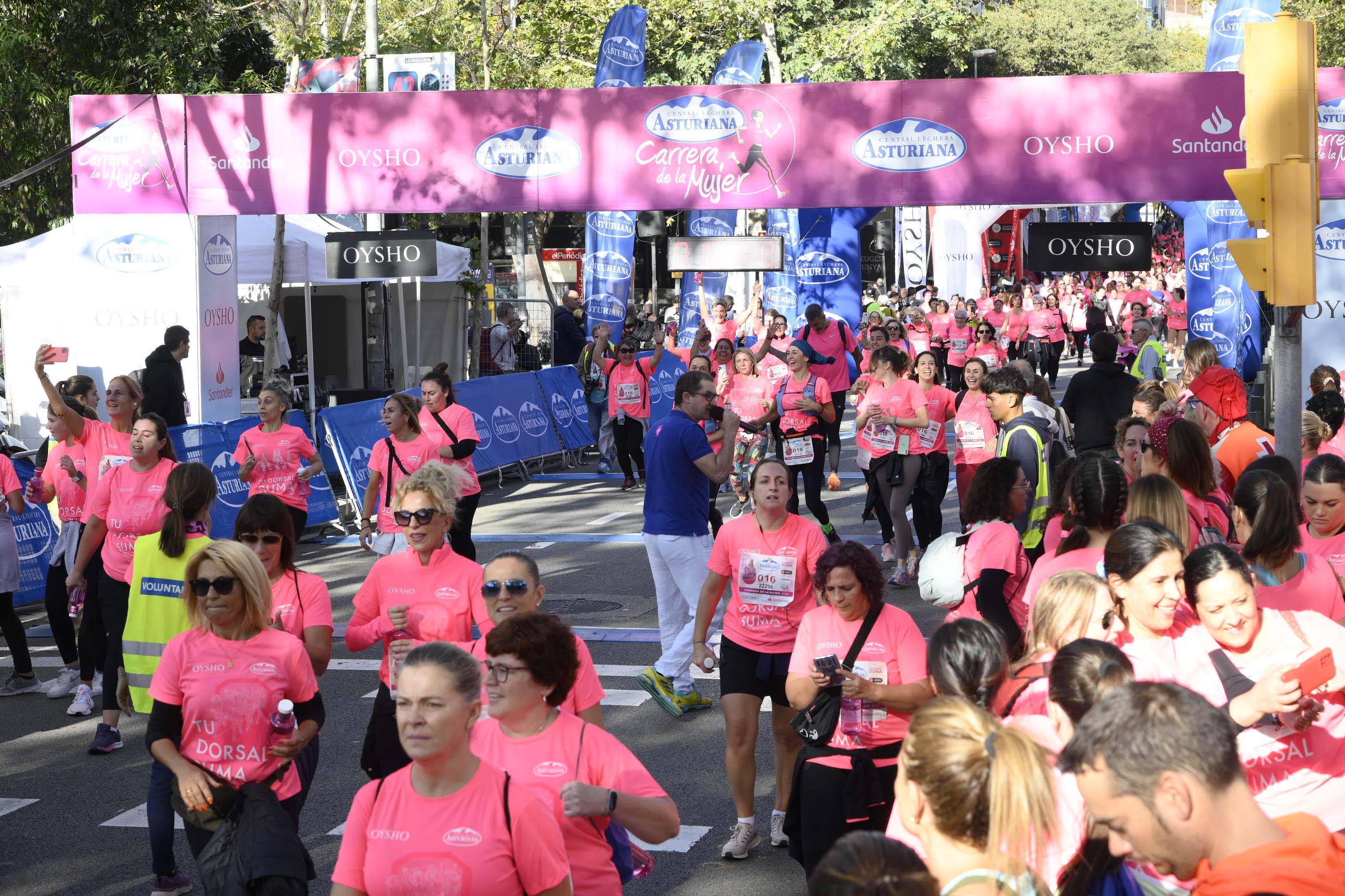 Las mejores fotos de la Carrera de la Mujer de Barcelona 2023. 5647