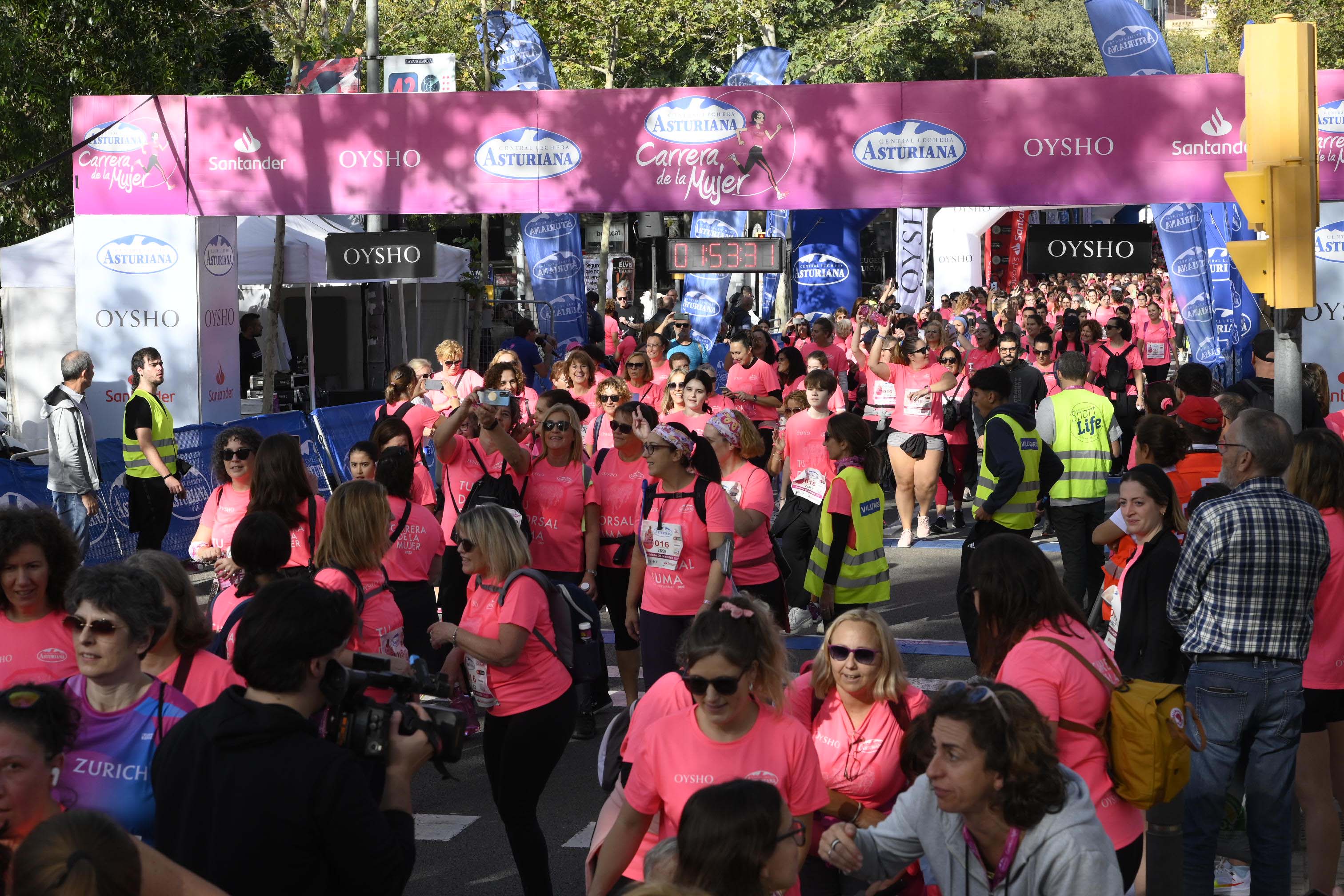 Las mejores fotos de la Carrera de la Mujer de Barcelona 2023. 6394
