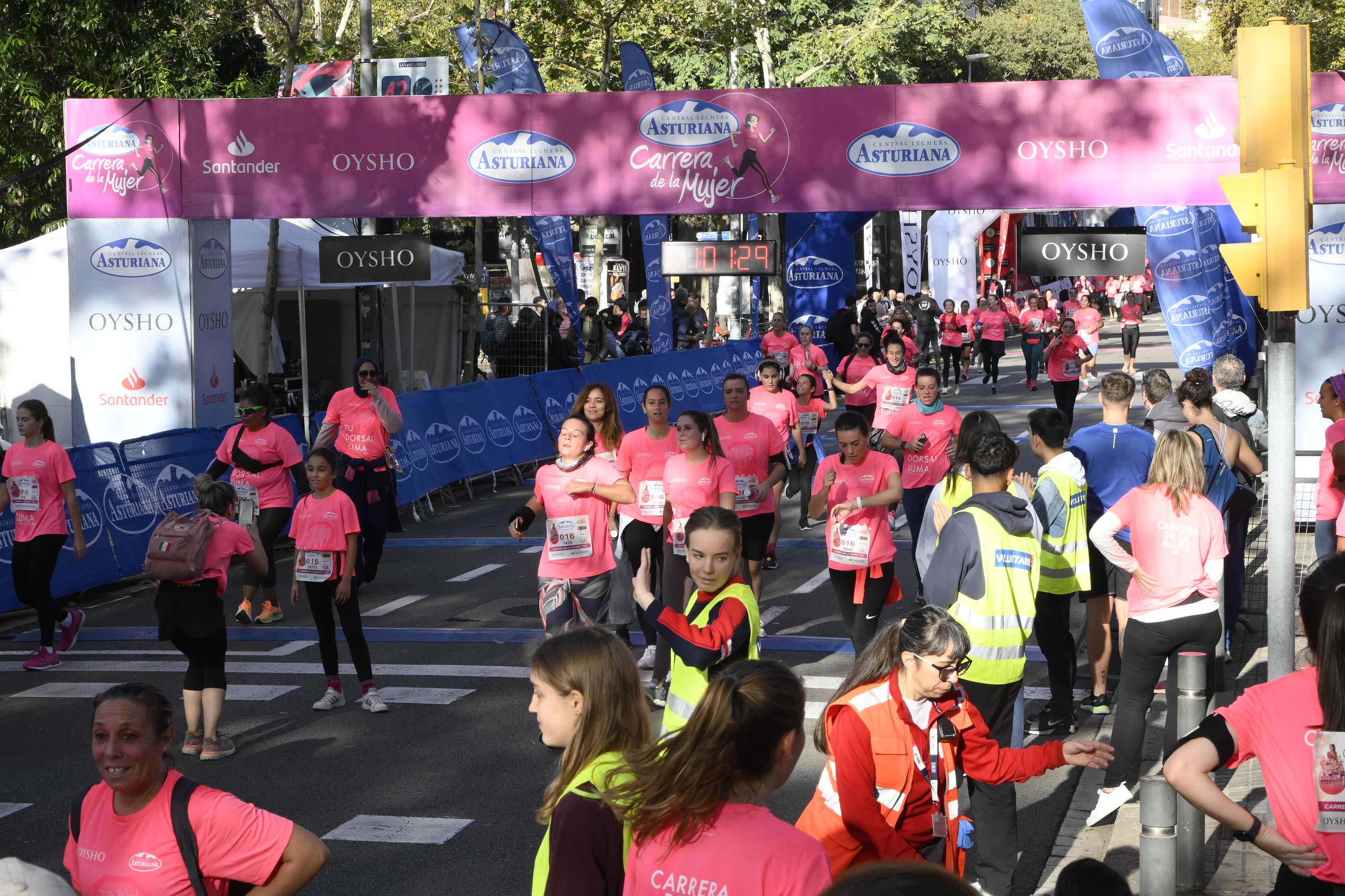 Las mejores fotos de la Carrera de la Mujer de Barcelona 2023. 4921