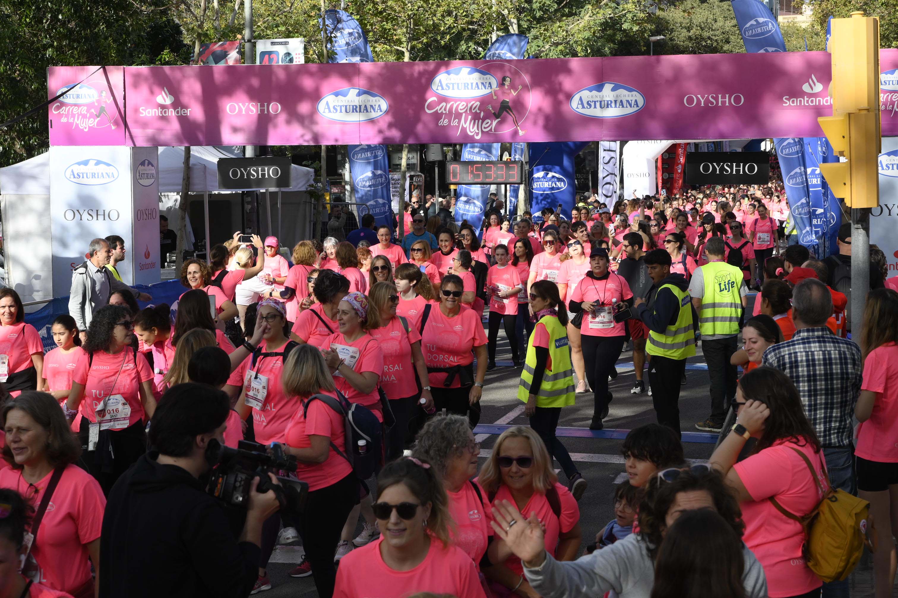 Las mejores fotos de la Carrera de la Mujer de Barcelona 2023. 6395