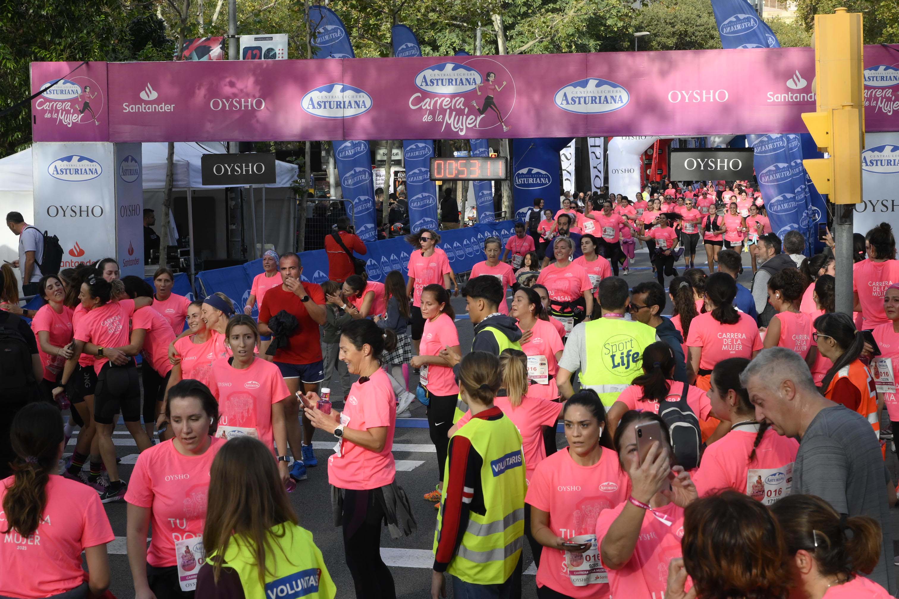 Las mejores fotos de la Carrera de la Mujer de Barcelona 2023. 4672