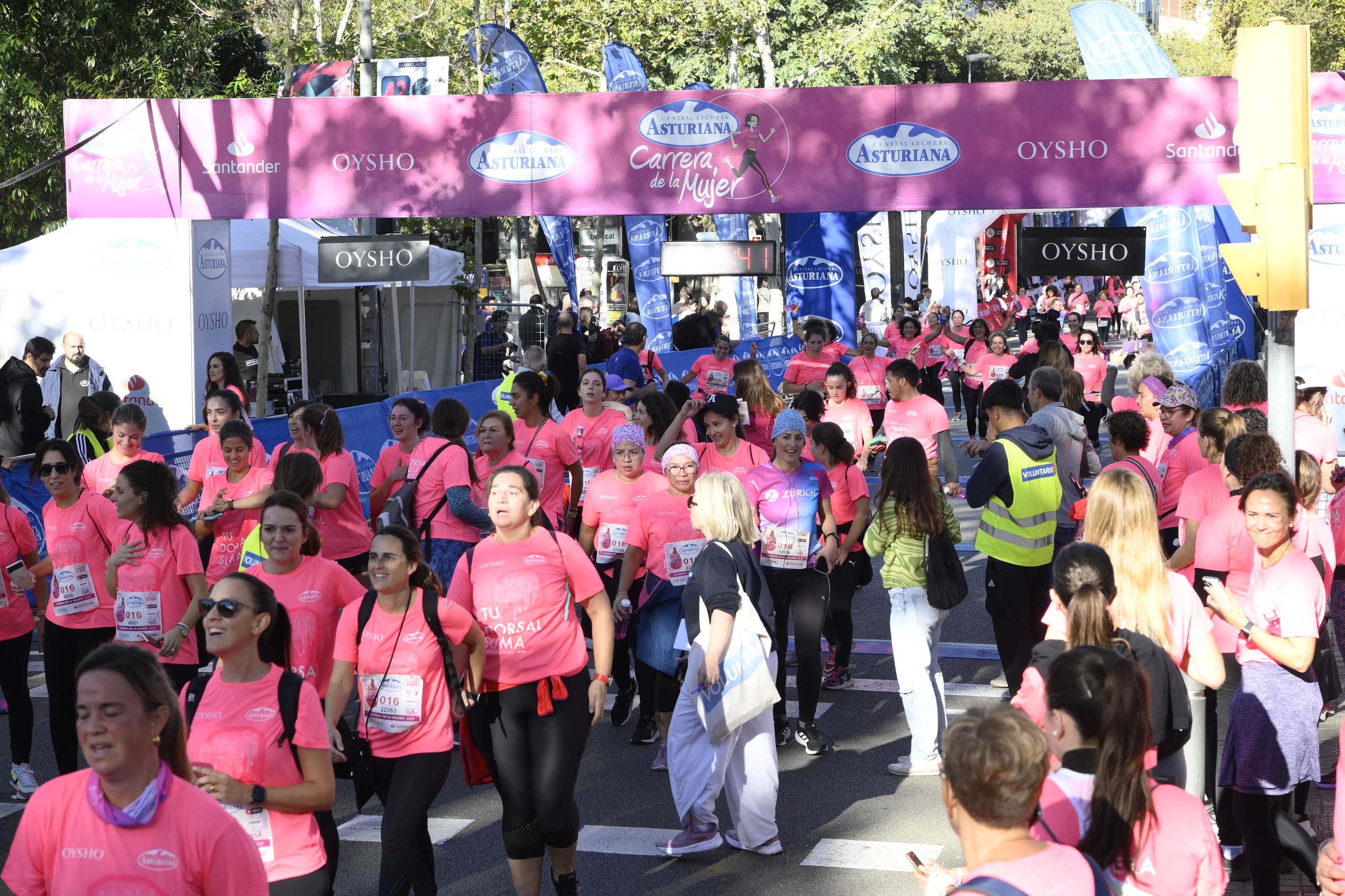Las mejores fotos de la Carrera de la Mujer de Barcelona 2023. 5303