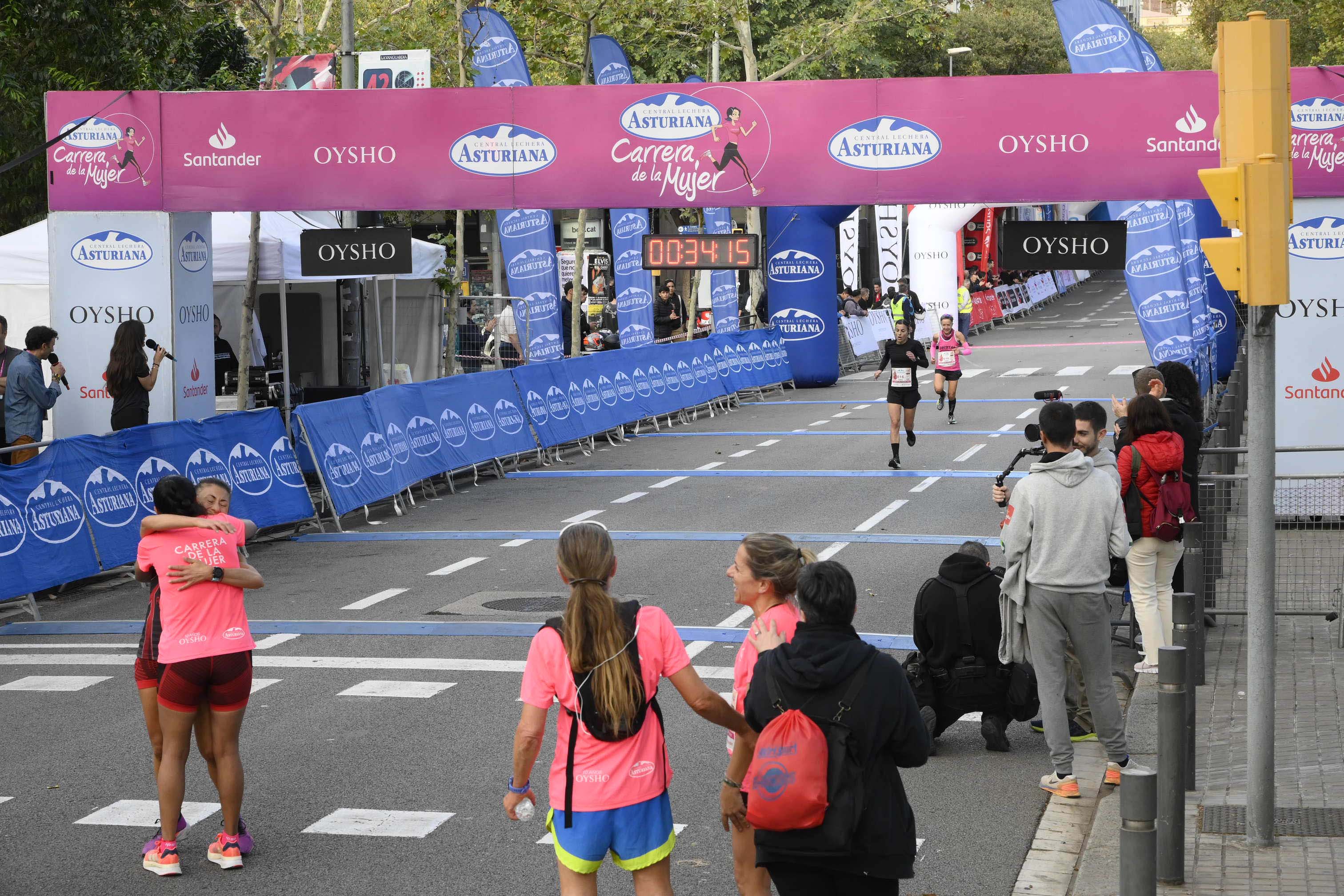 Las mejores fotos de la Carrera de la Mujer de Barcelona 2023. 4116