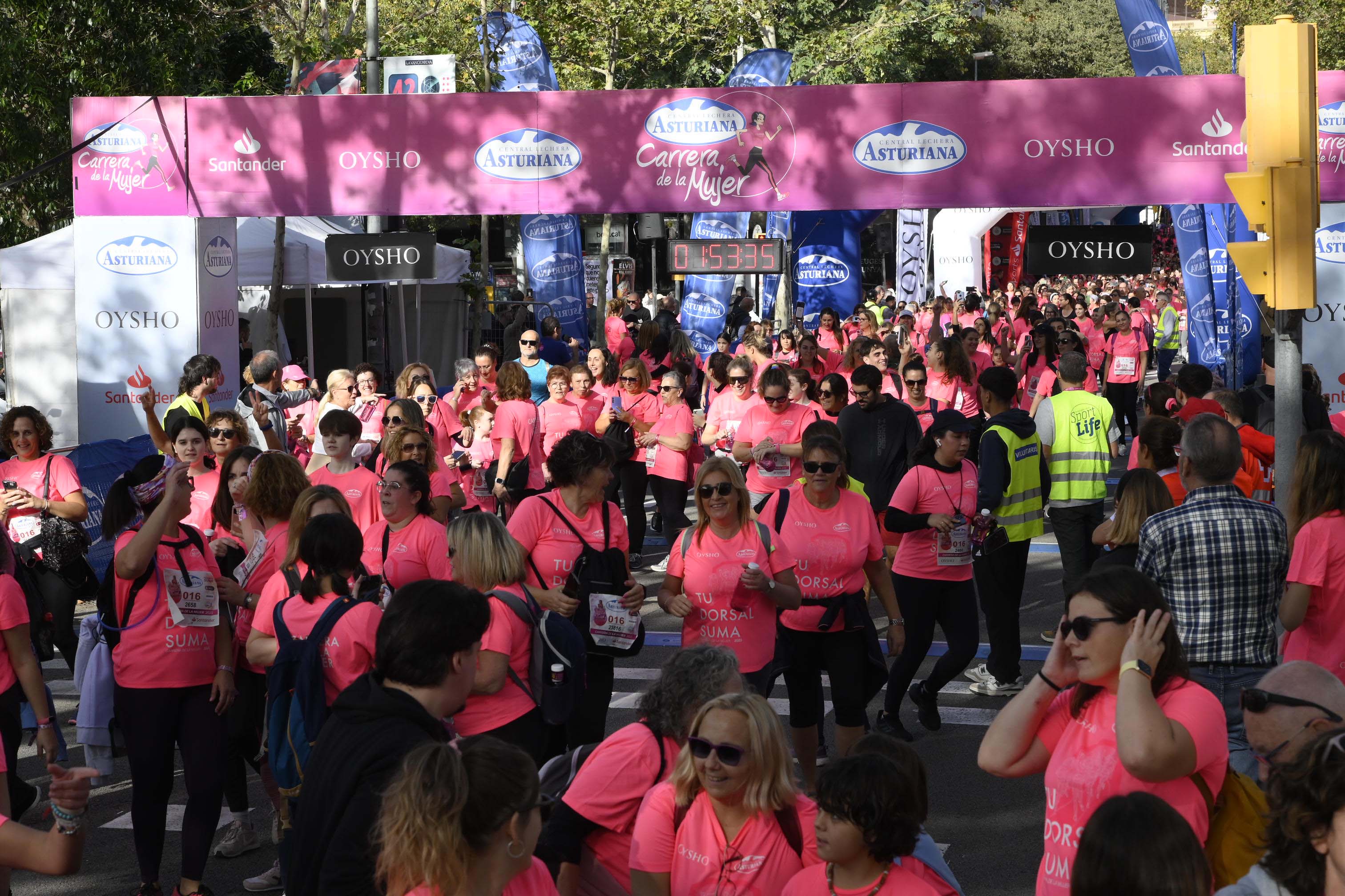 Las mejores fotos de la Carrera de la Mujer de Barcelona 2023. 6396