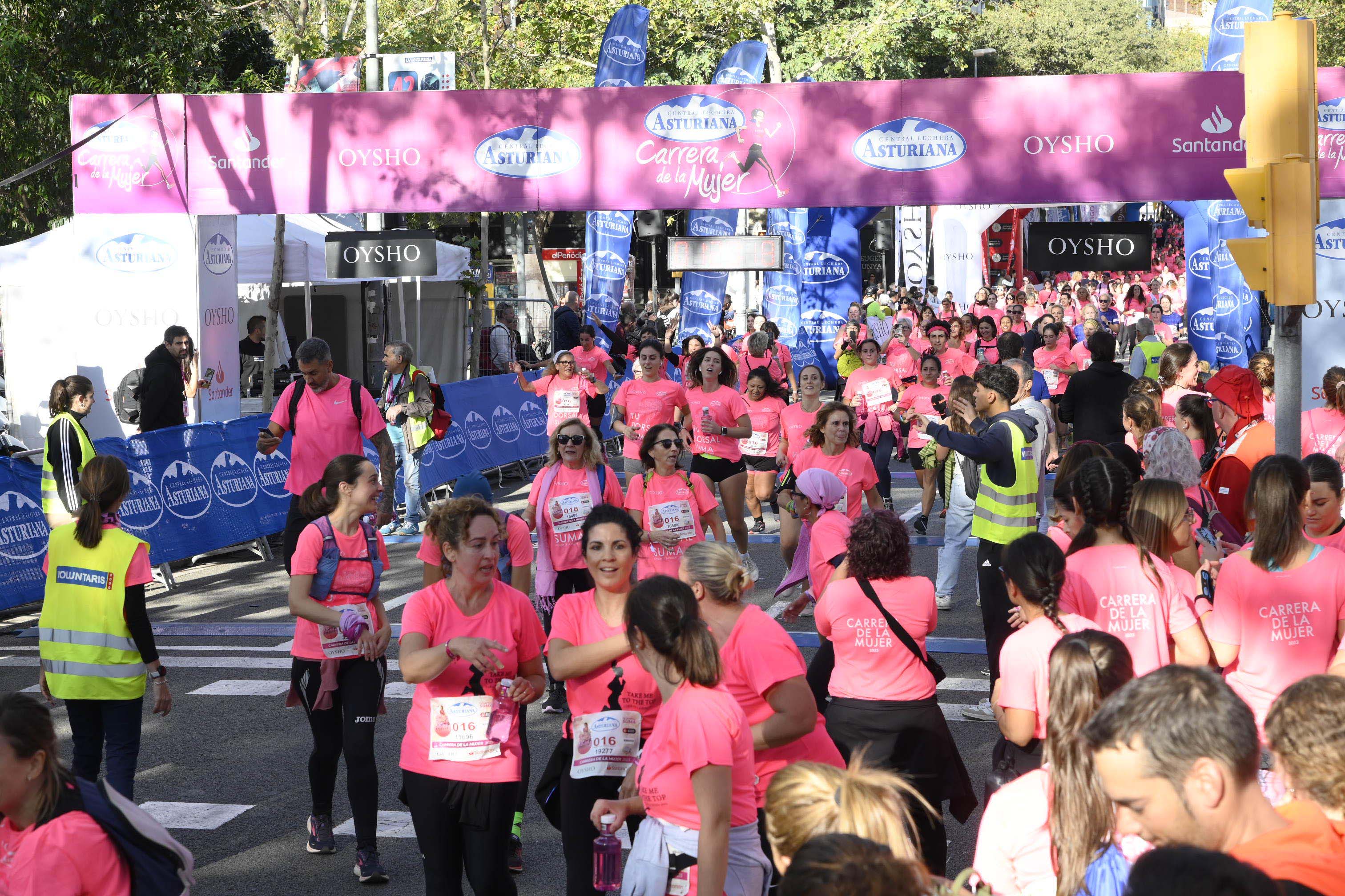 Las mejores fotos de la Carrera de la Mujer de Barcelona 2023. 5652