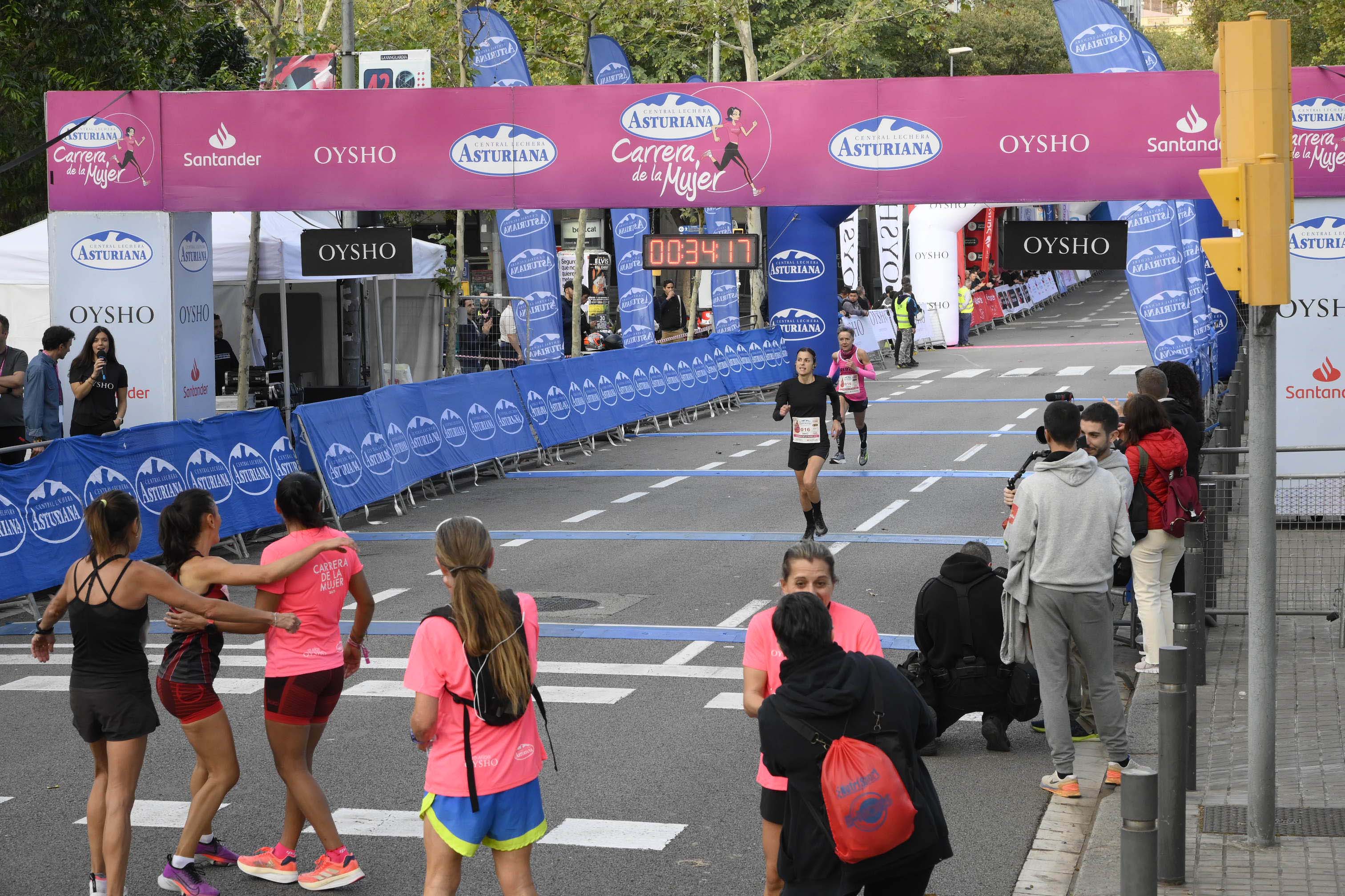 Las mejores fotos de la Carrera de la Mujer de Barcelona 2023. 4117