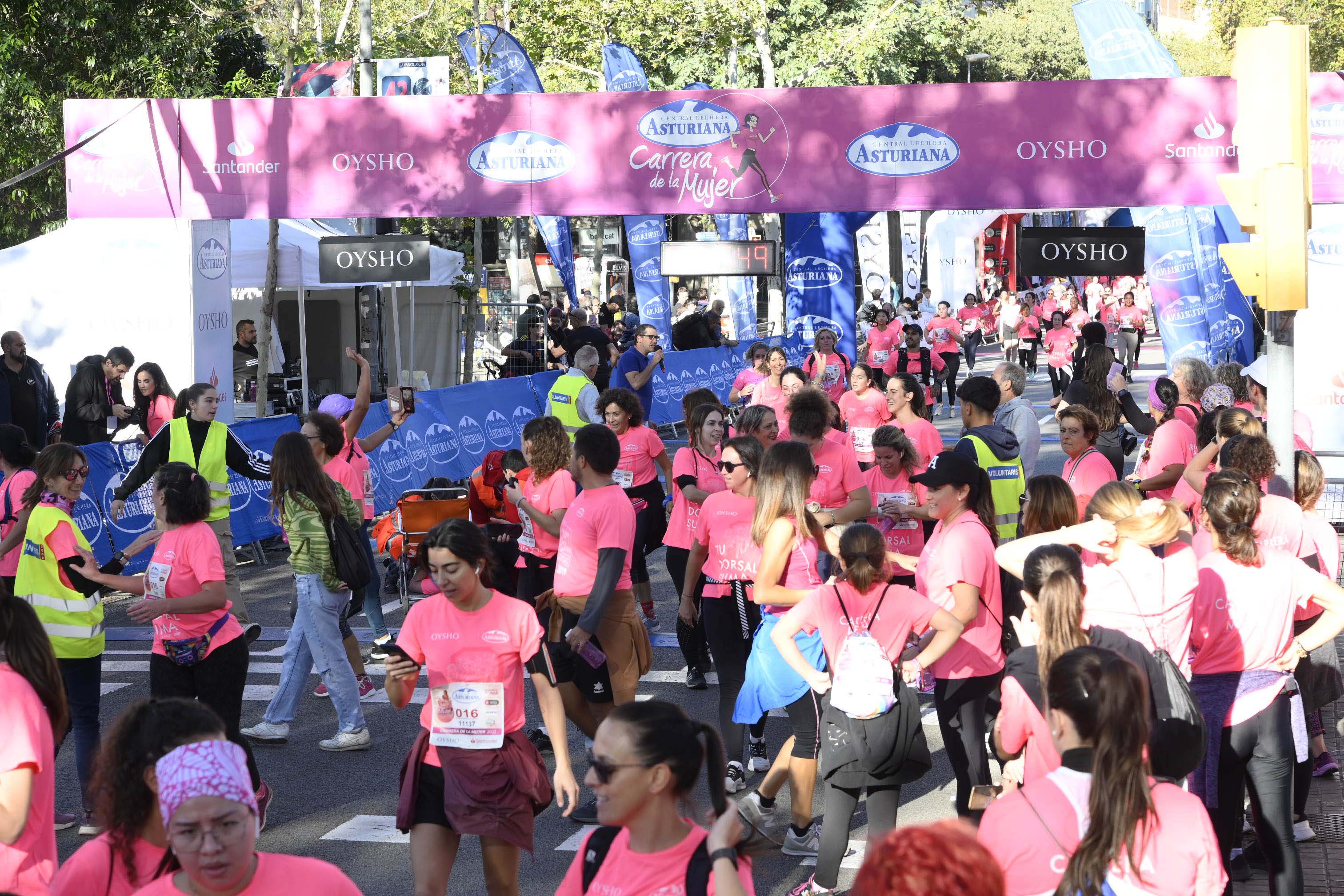 Las mejores fotos de la Carrera de la Mujer de Barcelona 2023. 5307