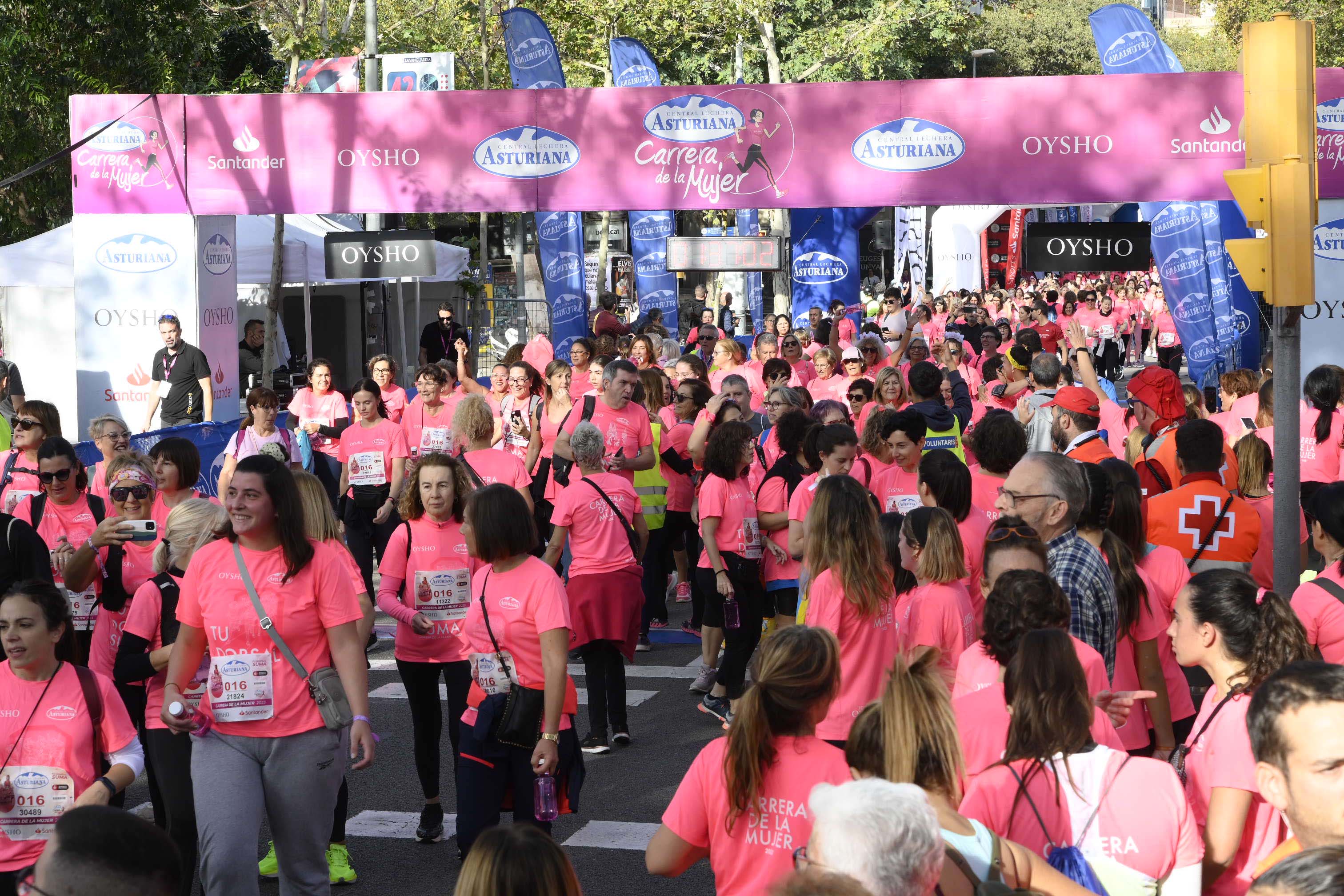 Las mejores fotos de la Carrera de la Mujer de Barcelona 2023. 5908