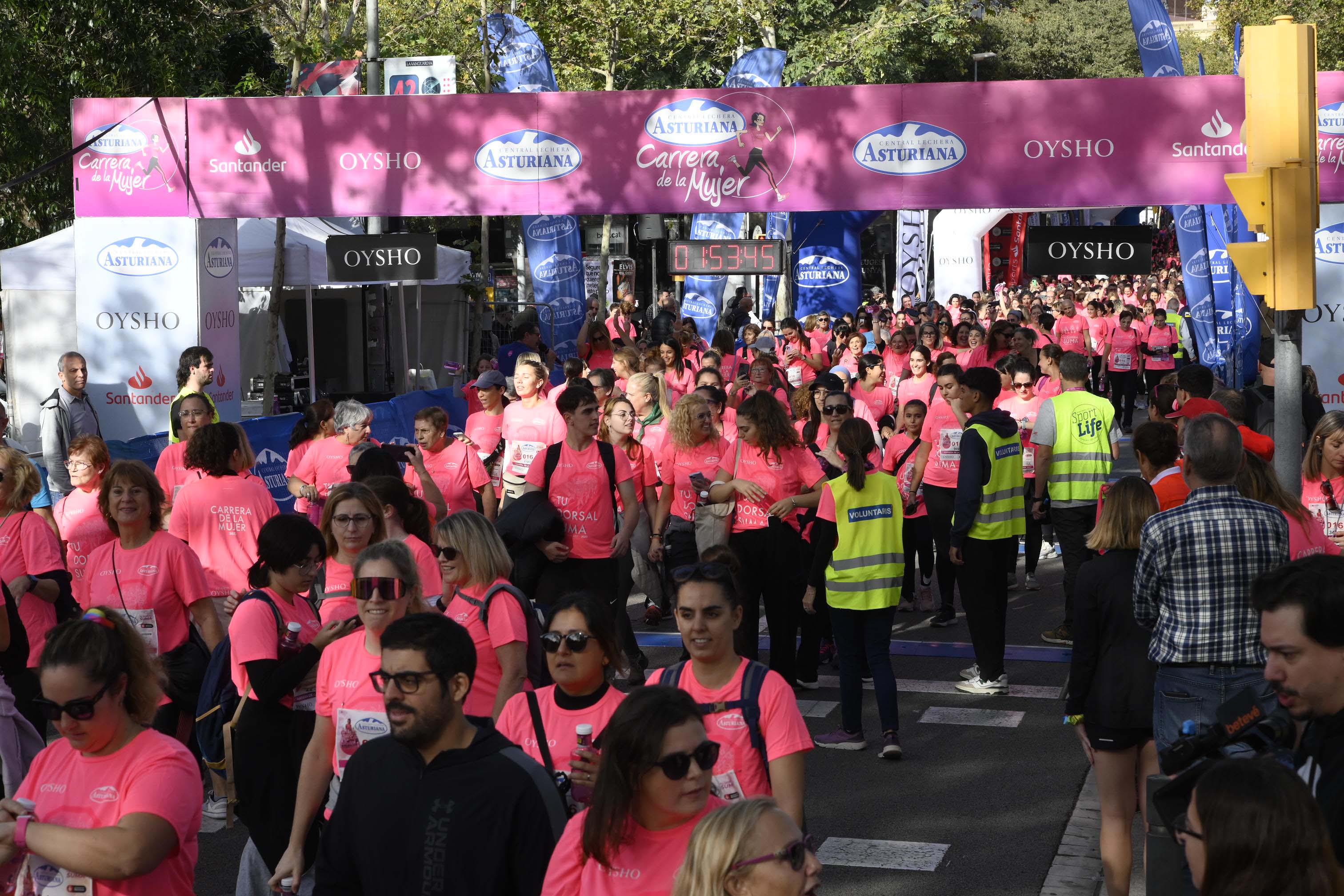 Las mejores fotos de la Carrera de la Mujer de Barcelona 2023. 6401