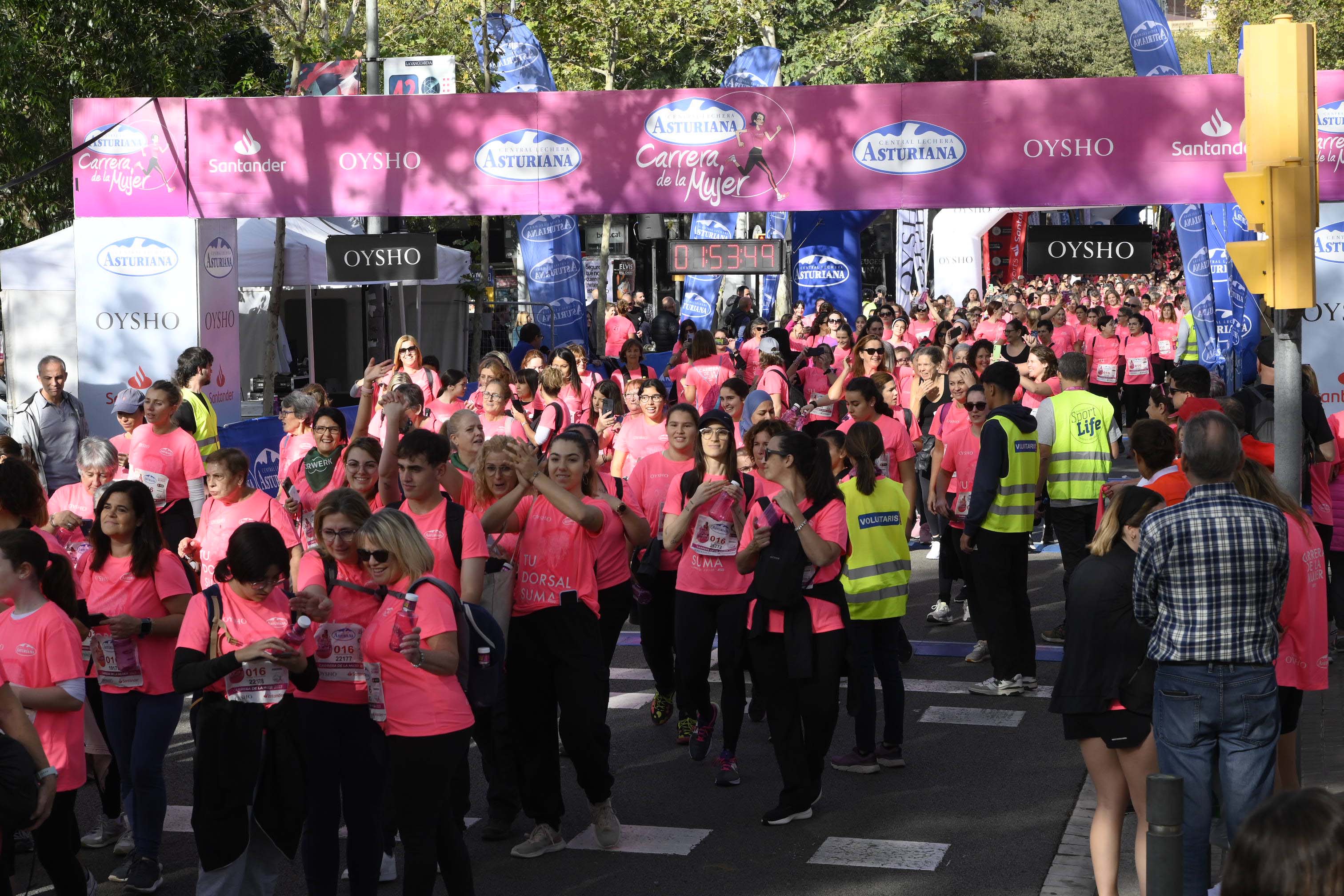 Las mejores fotos de la Carrera de la Mujer de Barcelona 2023. 6403
