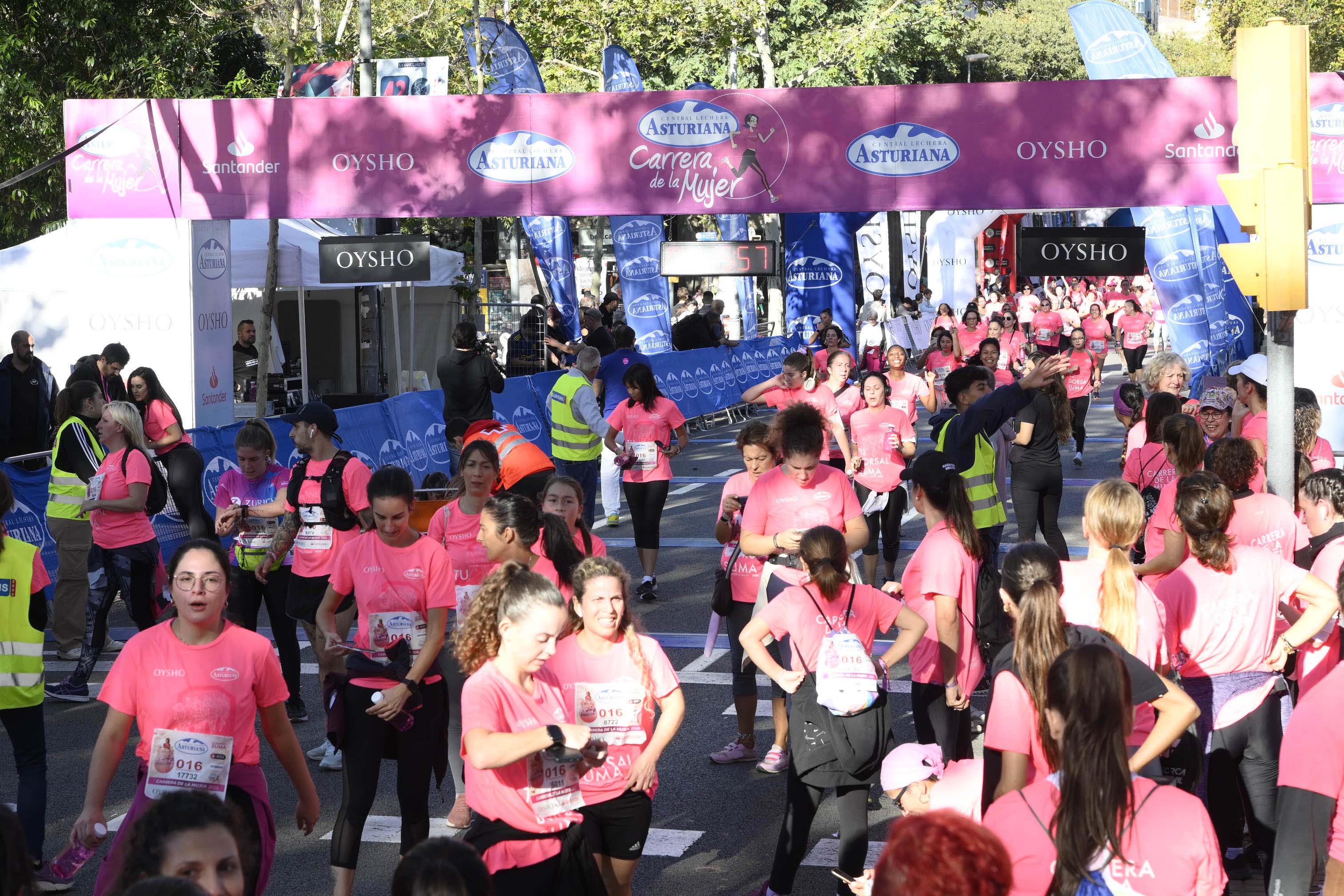 Las mejores fotos de la Carrera de la Mujer de Barcelona 2023. 5311