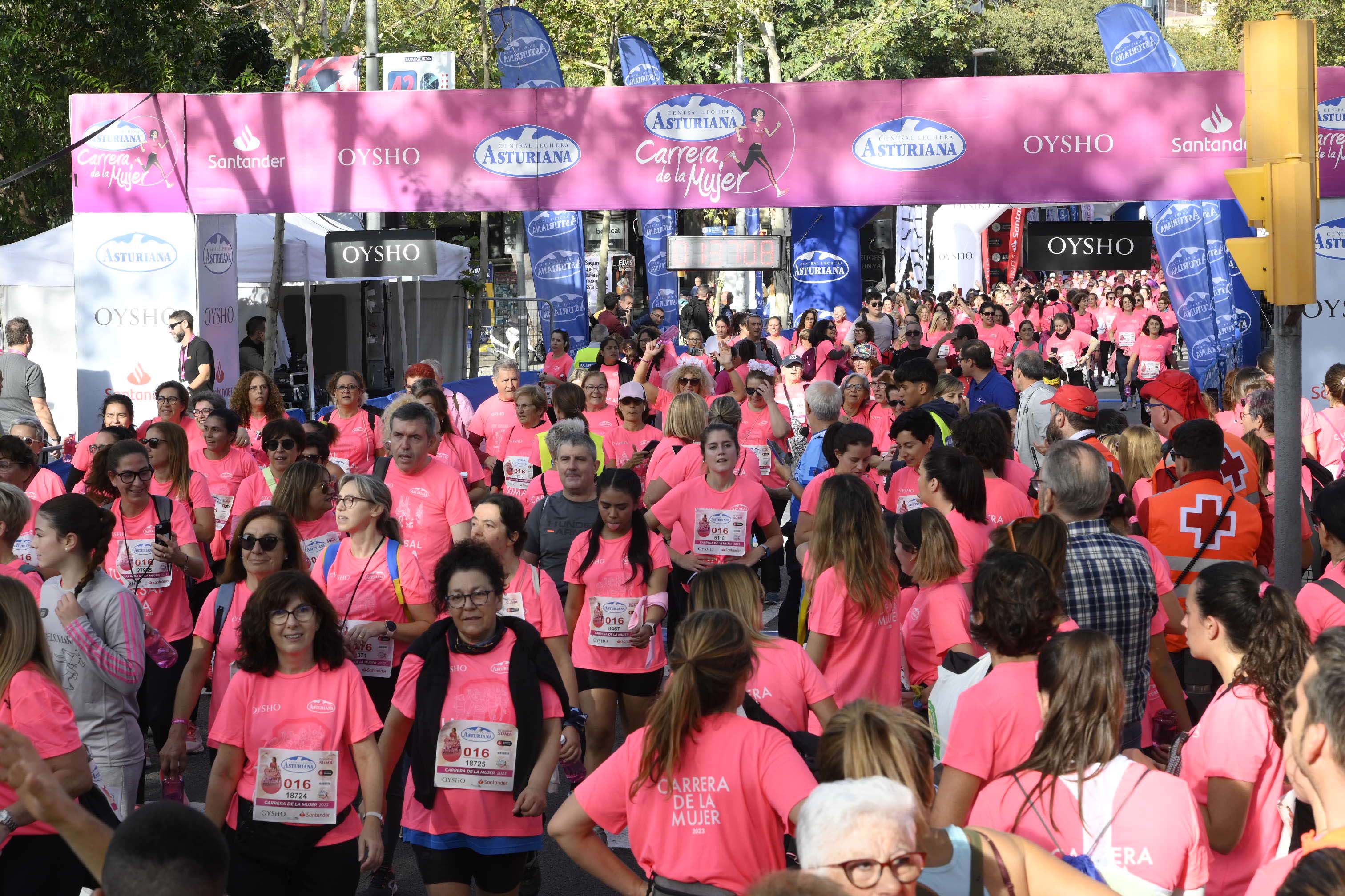 Las mejores fotos de la Carrera de la Mujer de Barcelona 2023. 5911