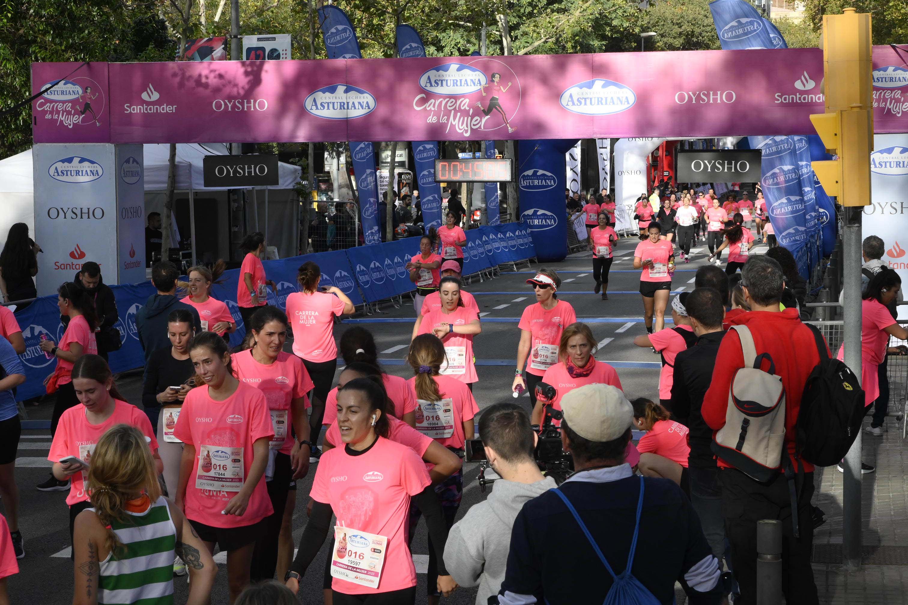 Las mejores fotos de la Carrera de la Mujer de Barcelona 2023. 4429