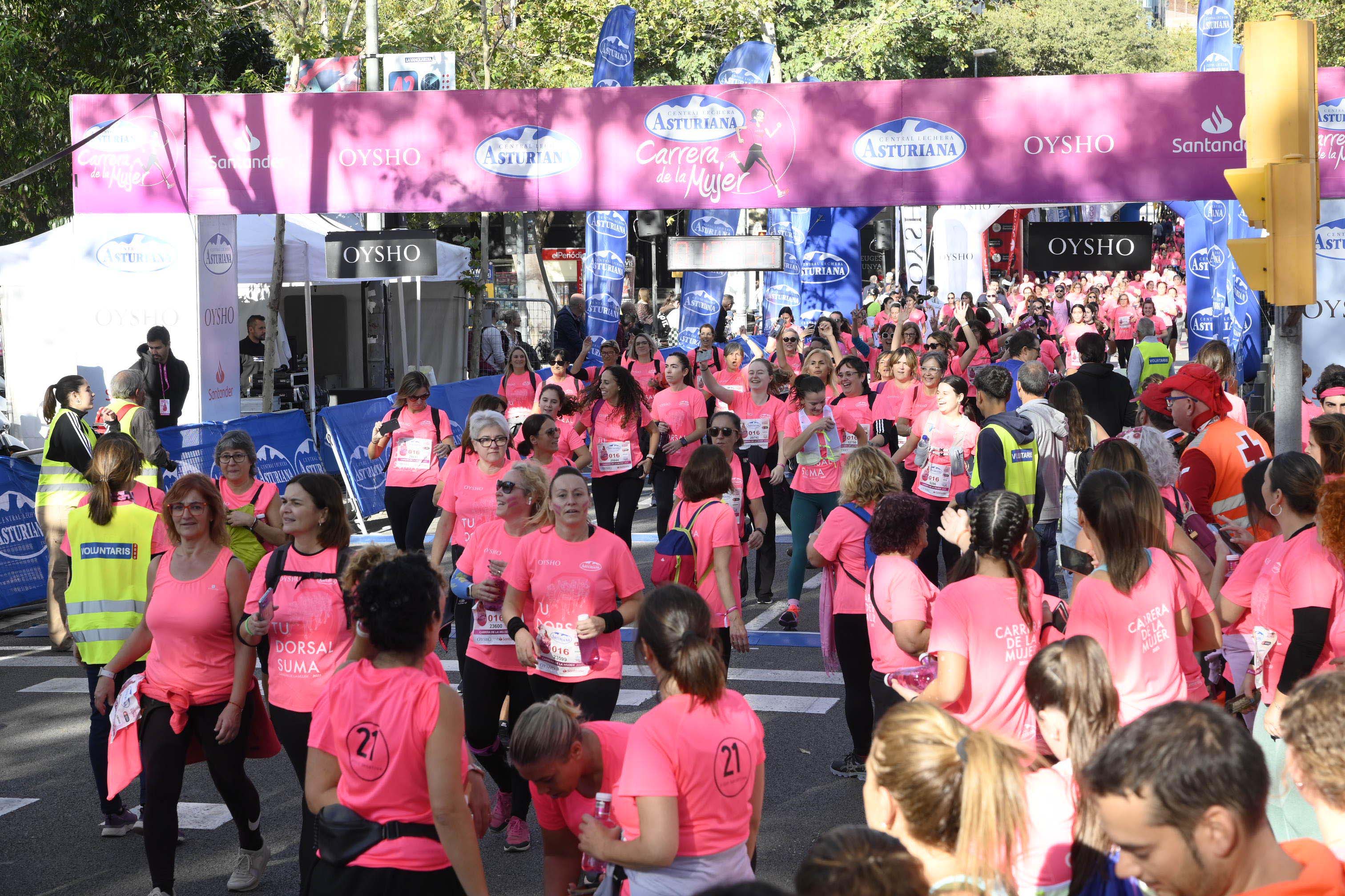 Las mejores fotos de la Carrera de la Mujer de Barcelona 2023. 5660