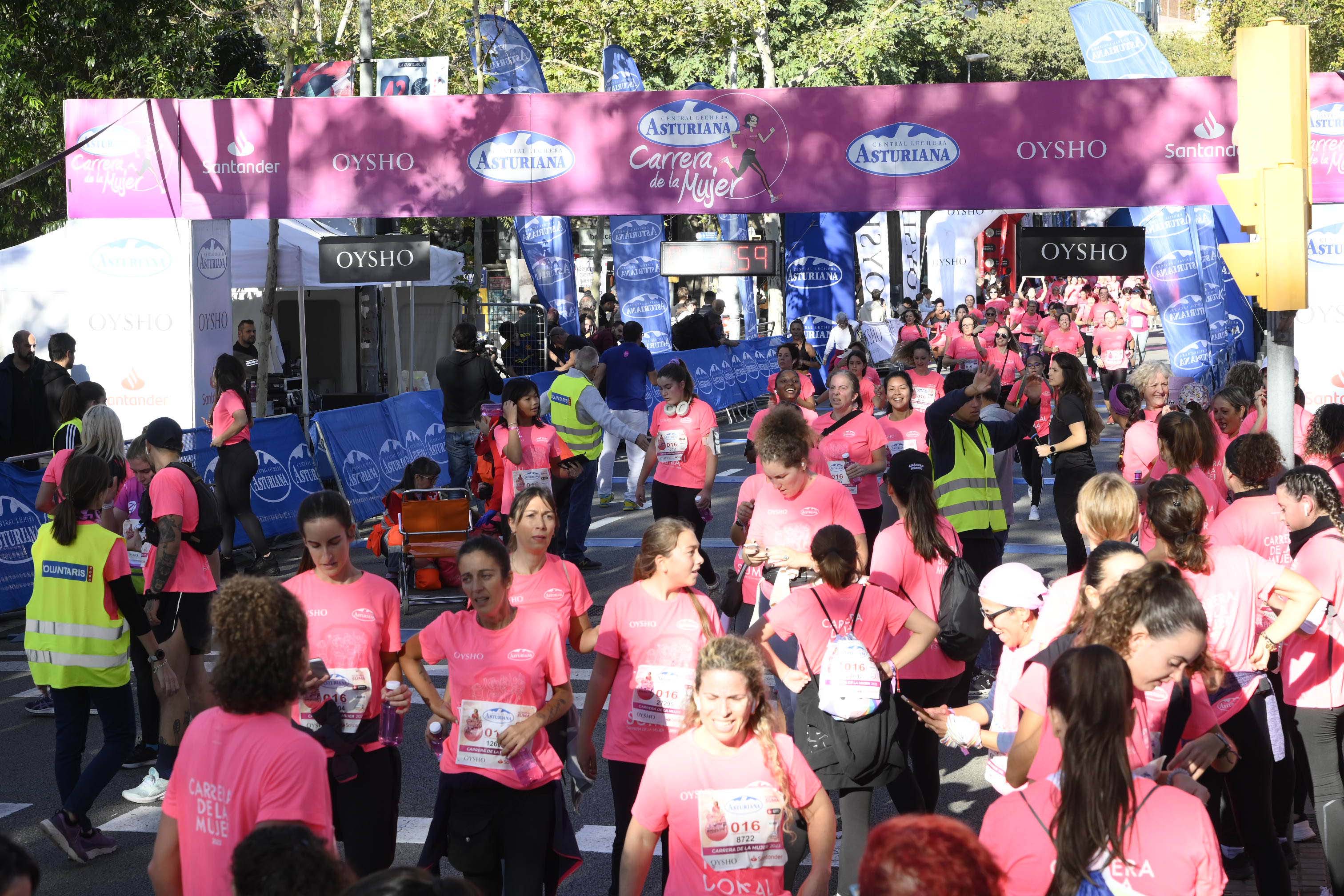 Las mejores fotos de la Carrera de la Mujer de Barcelona 2023. 5312