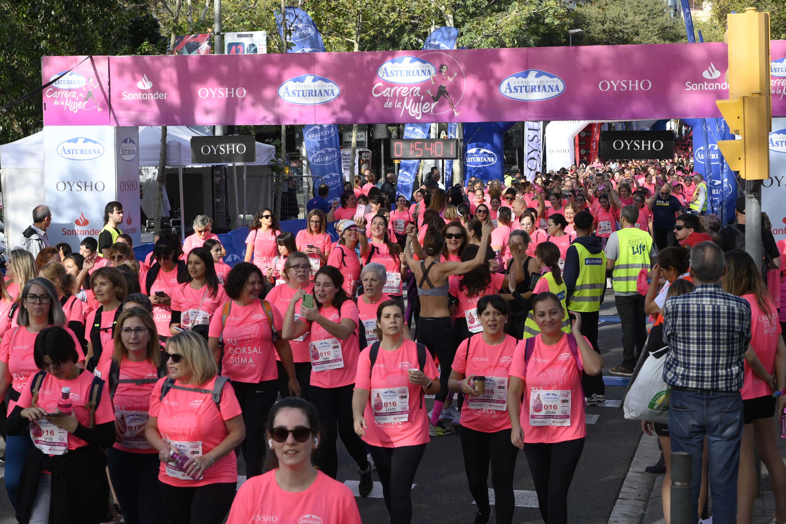 Las mejores fotos de la Carrera de la Mujer de Barcelona 2023. 6409