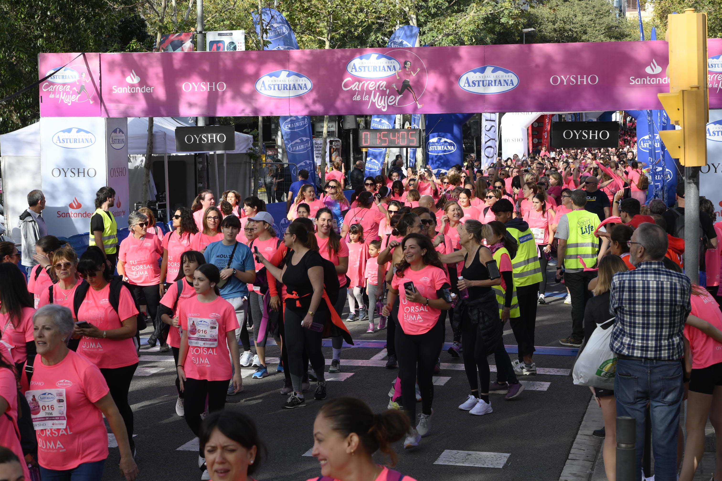 Las mejores fotos de la Carrera de la Mujer de Barcelona 2023. 6411