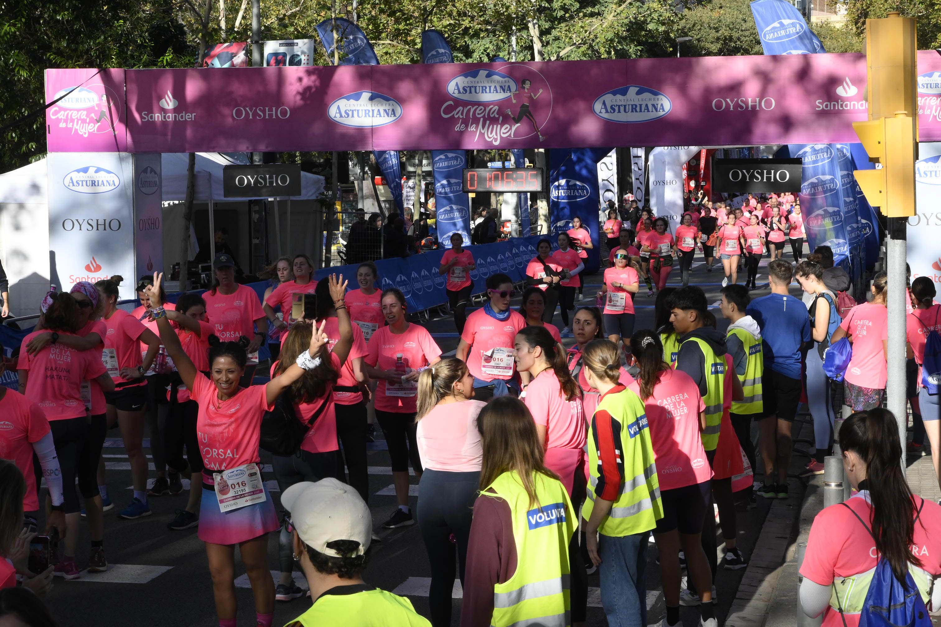 Las mejores fotos de la Carrera de la Mujer de Barcelona 2023. 5074