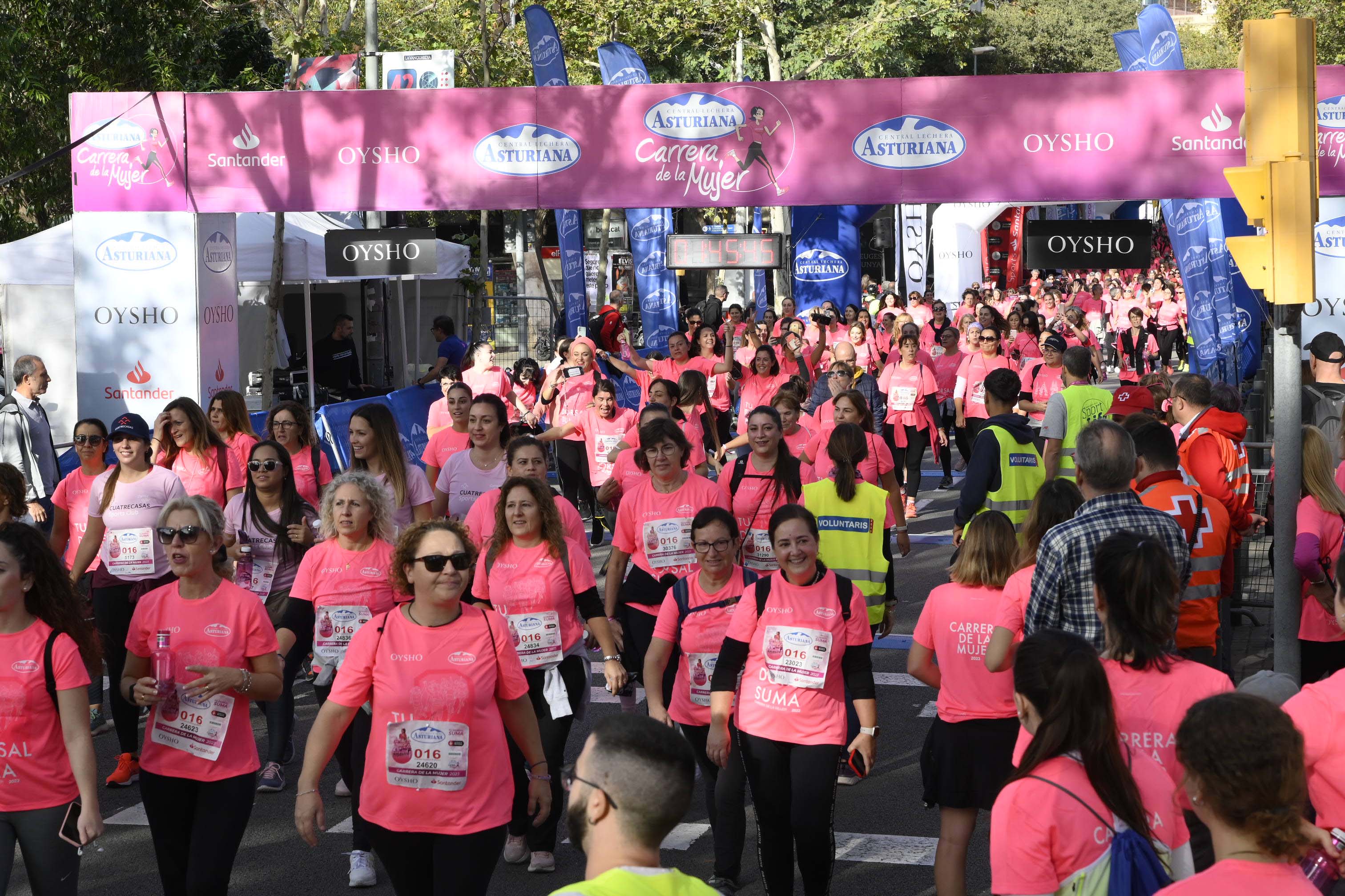 Las mejores fotos de la Carrera de la Mujer de Barcelona 2023. 6165