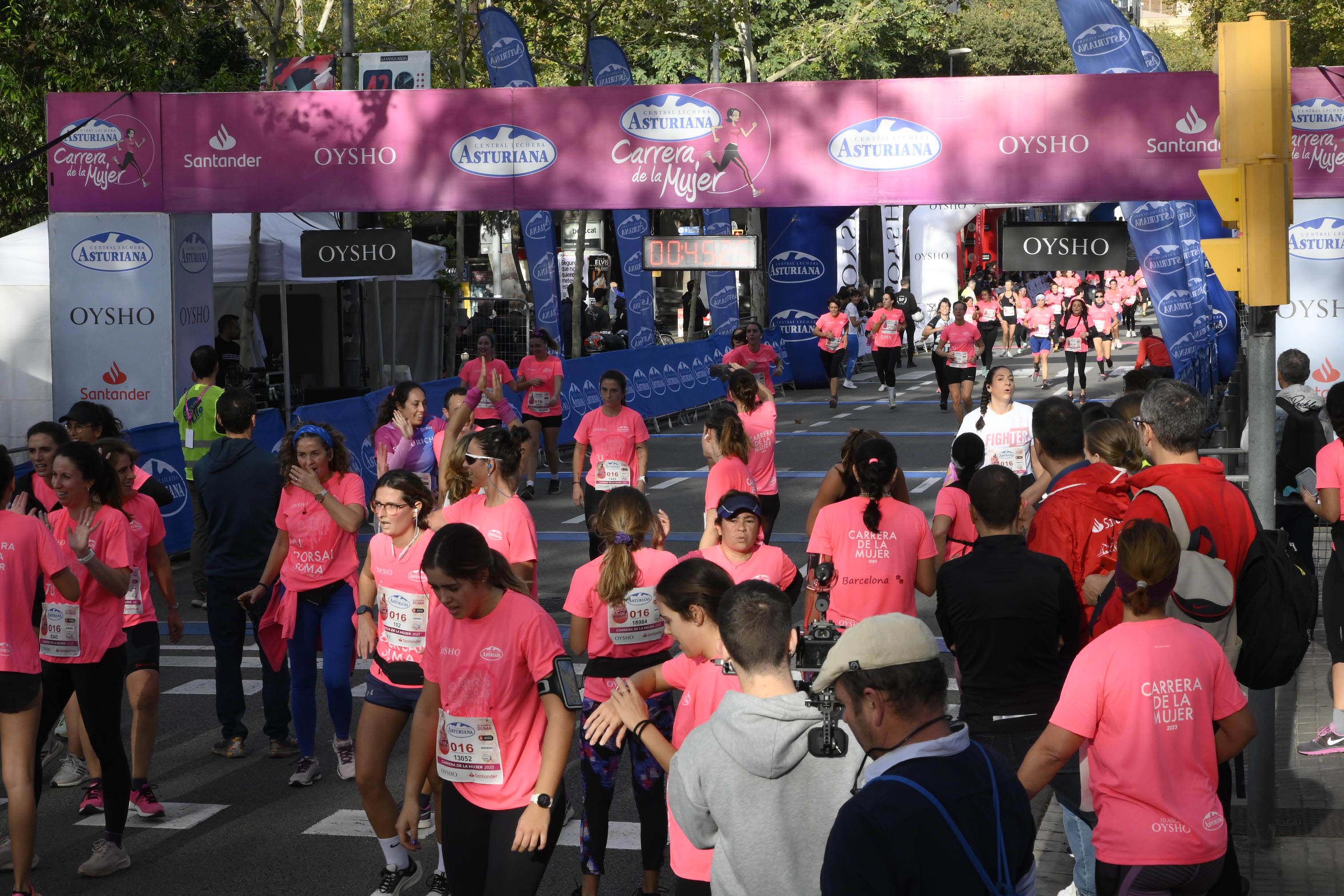 Las mejores fotos de la Carrera de la Mujer de Barcelona 2023. 4439