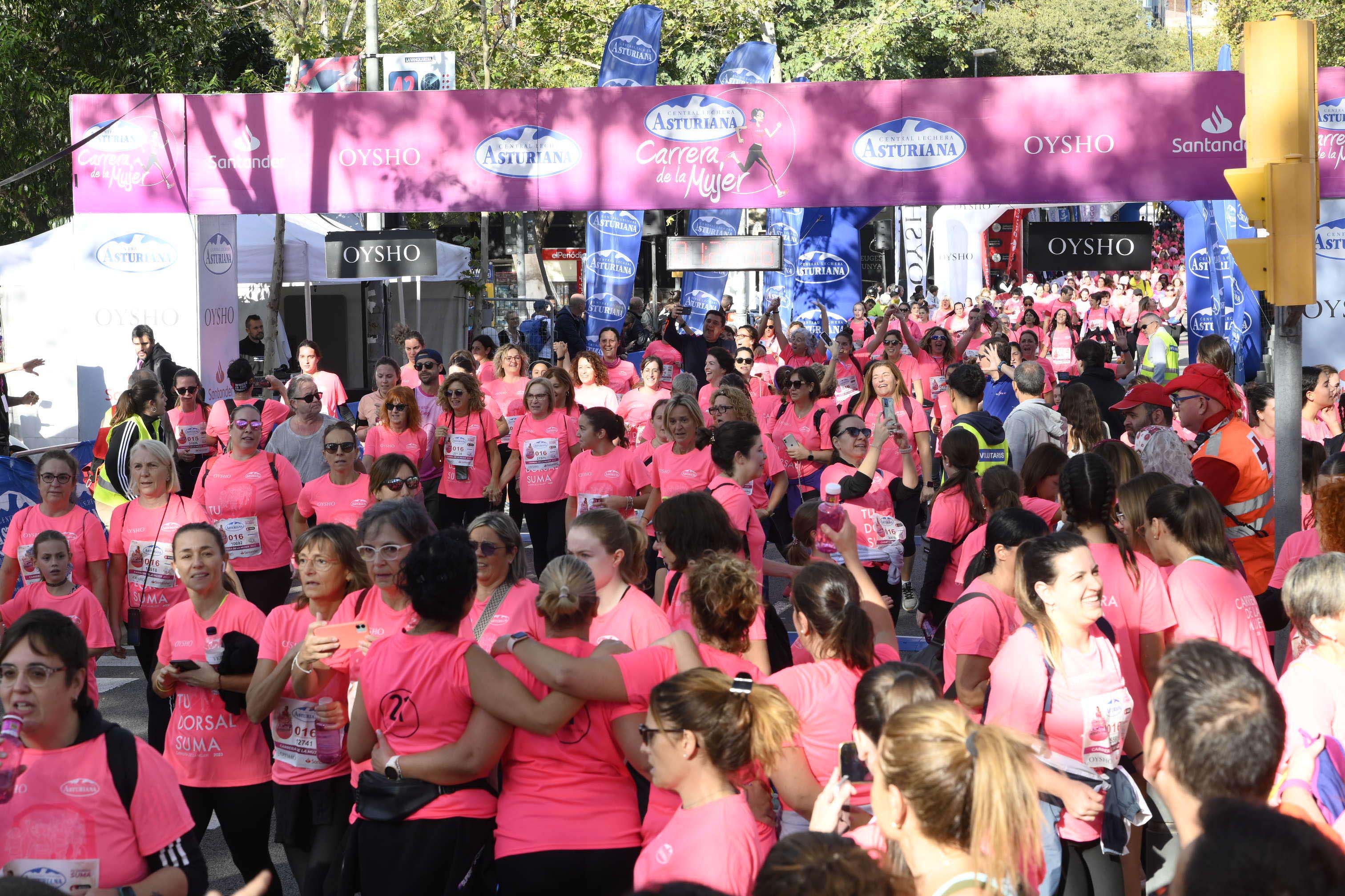 Las mejores fotos de la Carrera de la Mujer de Barcelona 2023. 5671