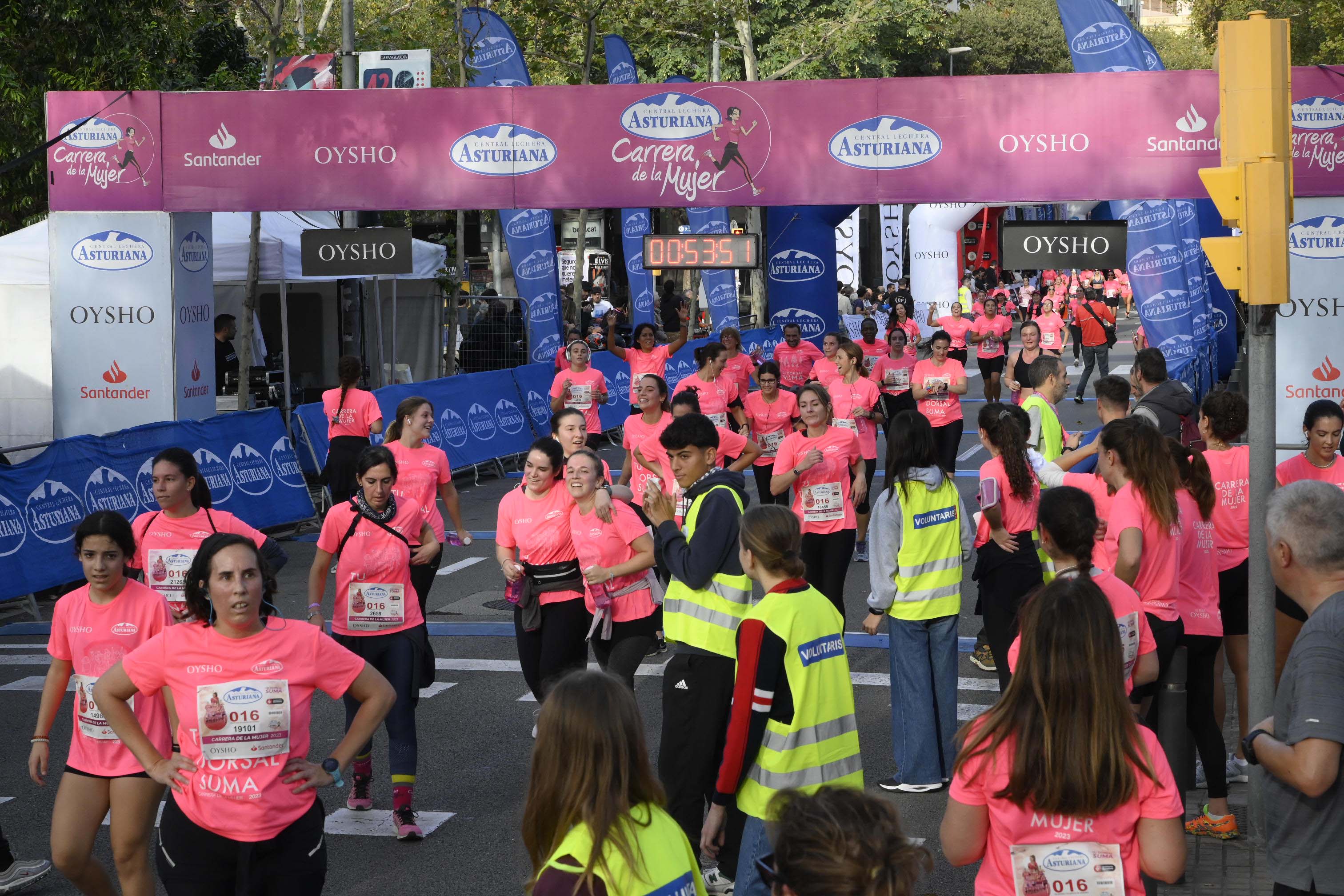 Las mejores fotos de la Carrera de la Mujer de Barcelona 2023. 4692