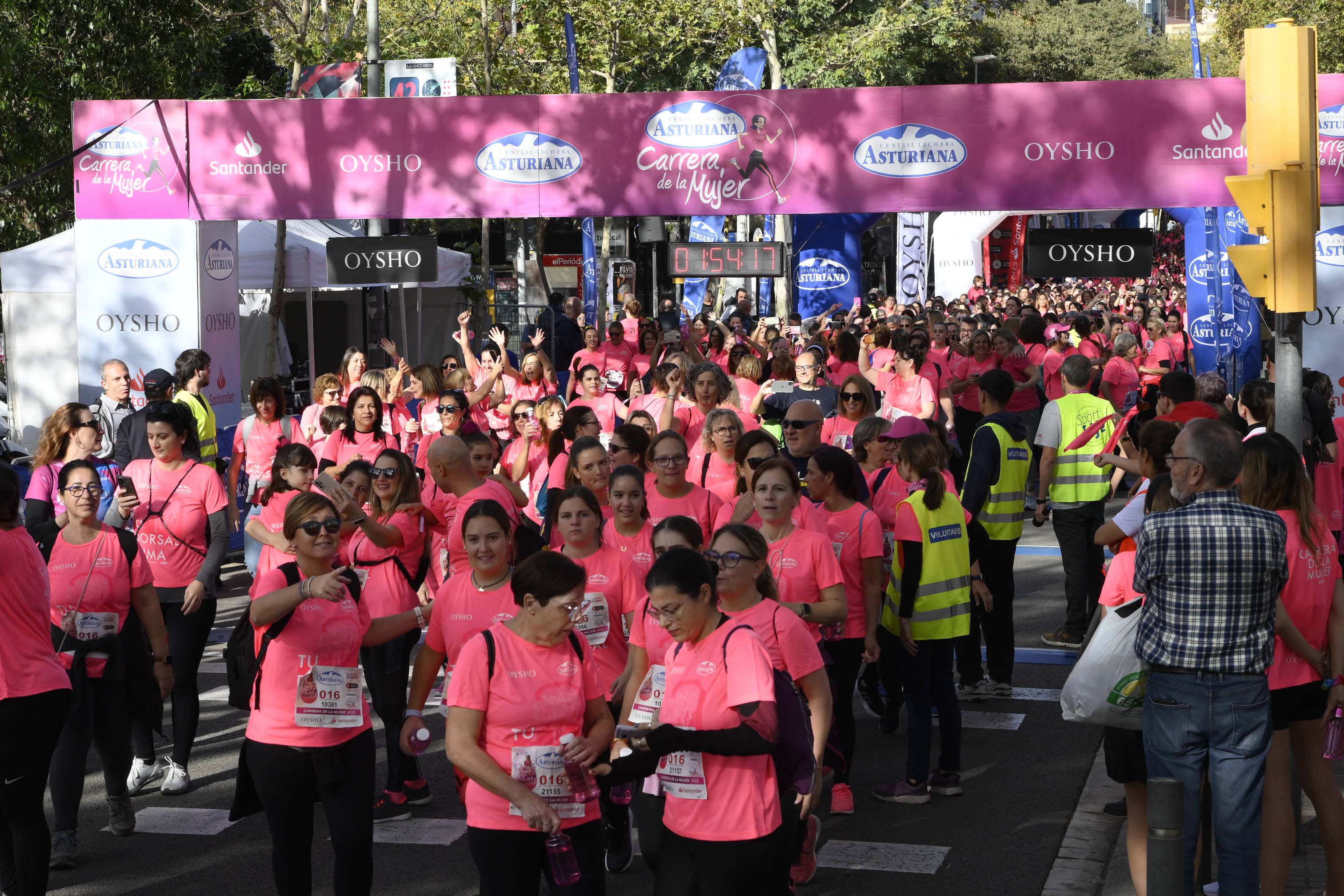 Las mejores fotos de la Carrera de la Mujer de Barcelona 2023. 6417