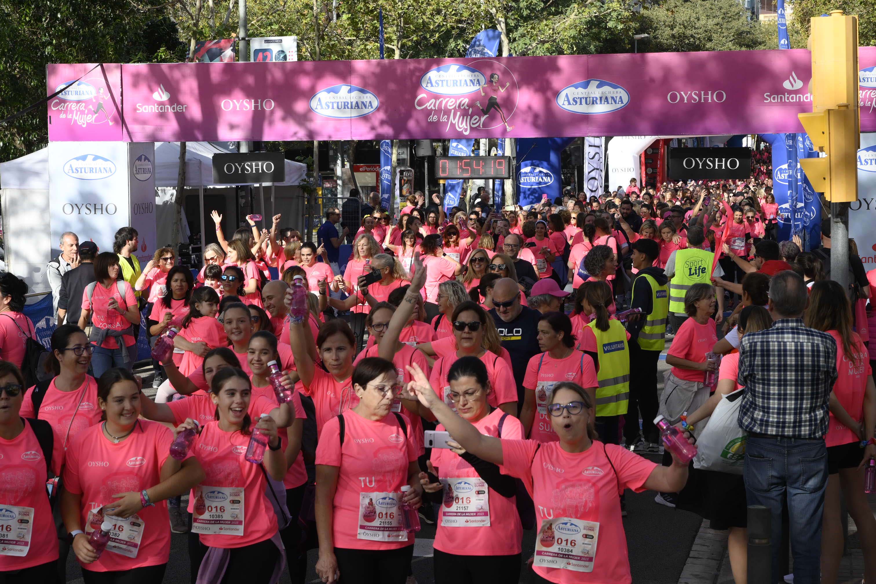 Las mejores fotos de la Carrera de la Mujer de Barcelona 2023. 6418