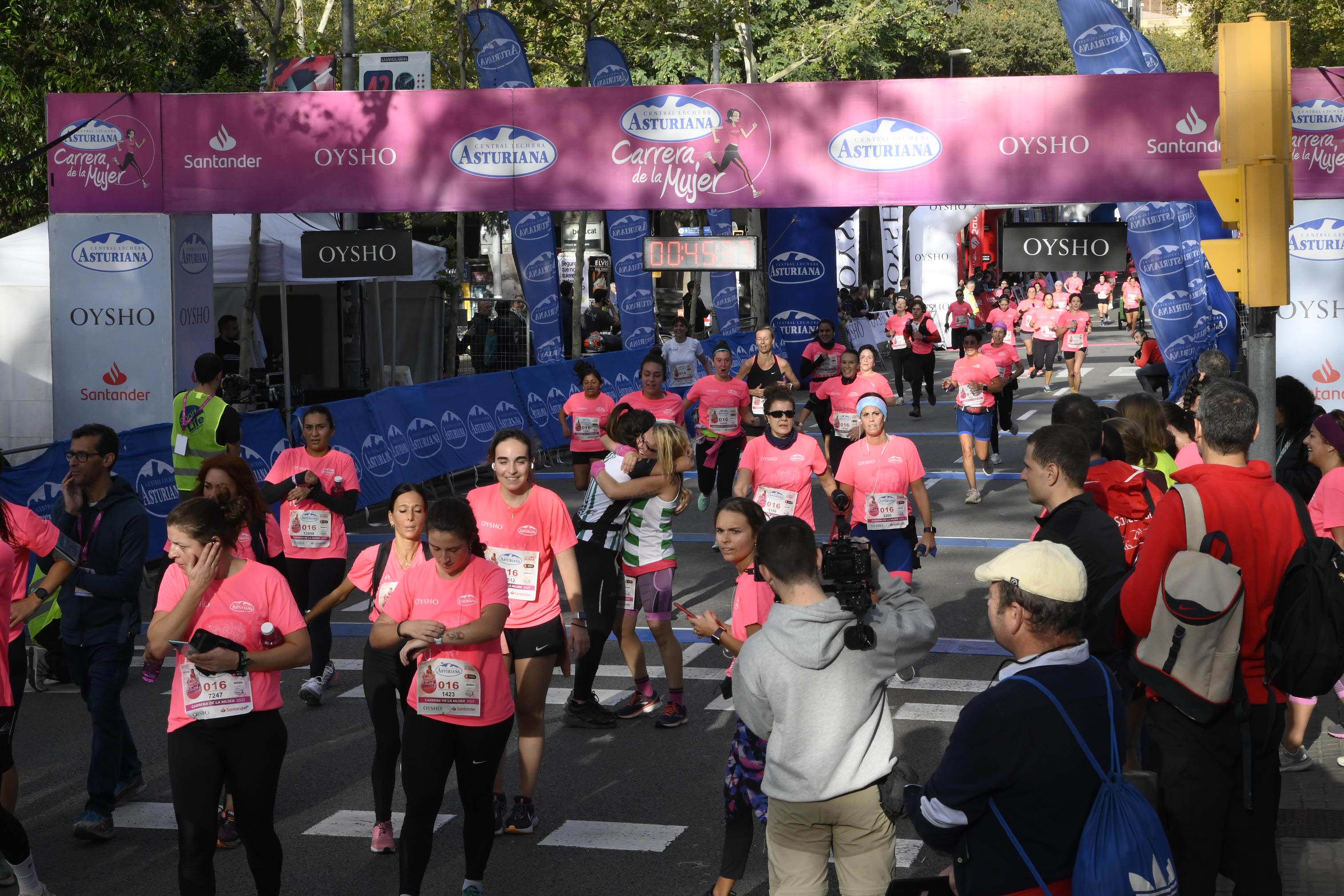 Las mejores fotos de la Carrera de la Mujer de Barcelona 2023. 4445