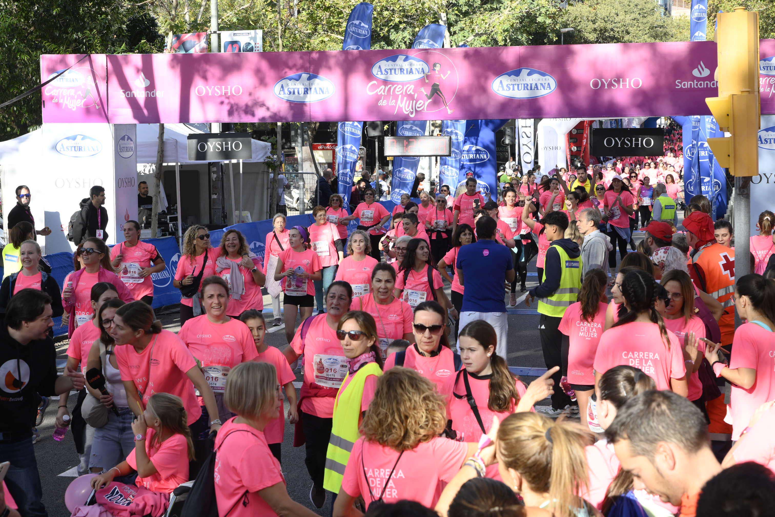 Las mejores fotos de la Carrera de la Mujer de Barcelona 2023. 5677