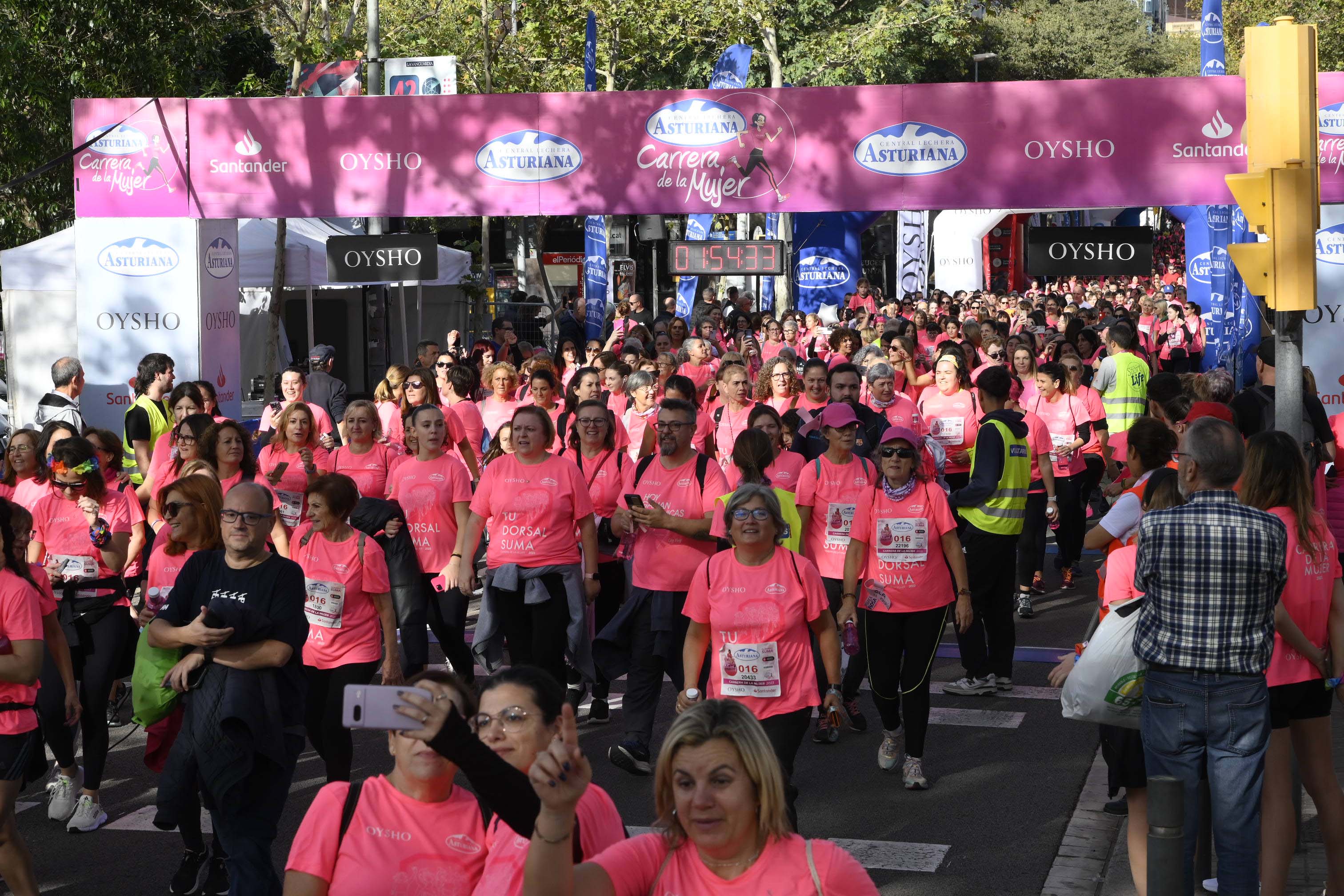 Las mejores fotos de la Carrera de la Mujer de Barcelona 2023. 6420