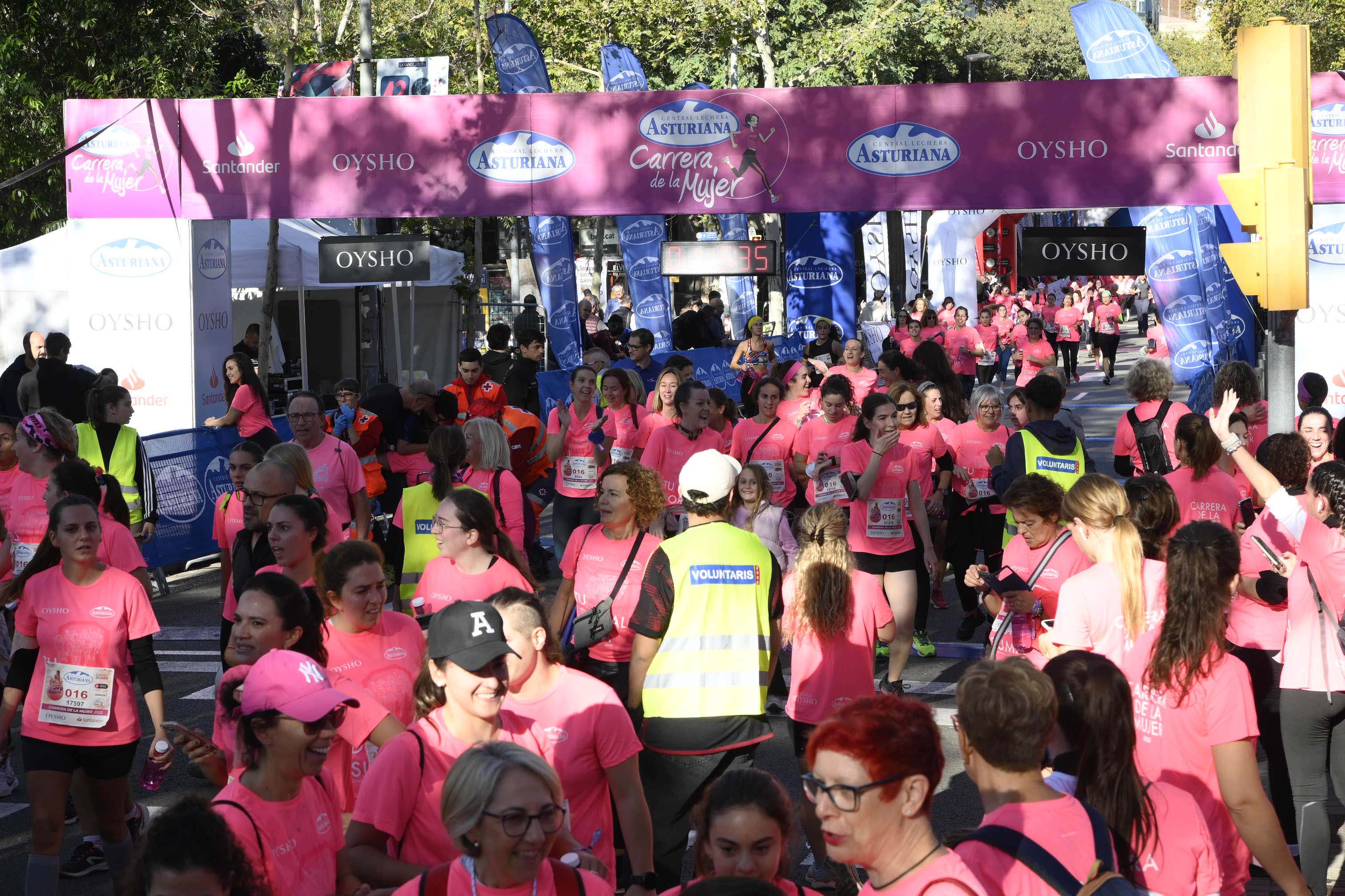 Las mejores fotos de la Carrera de la Mujer de Barcelona 2023. 5330