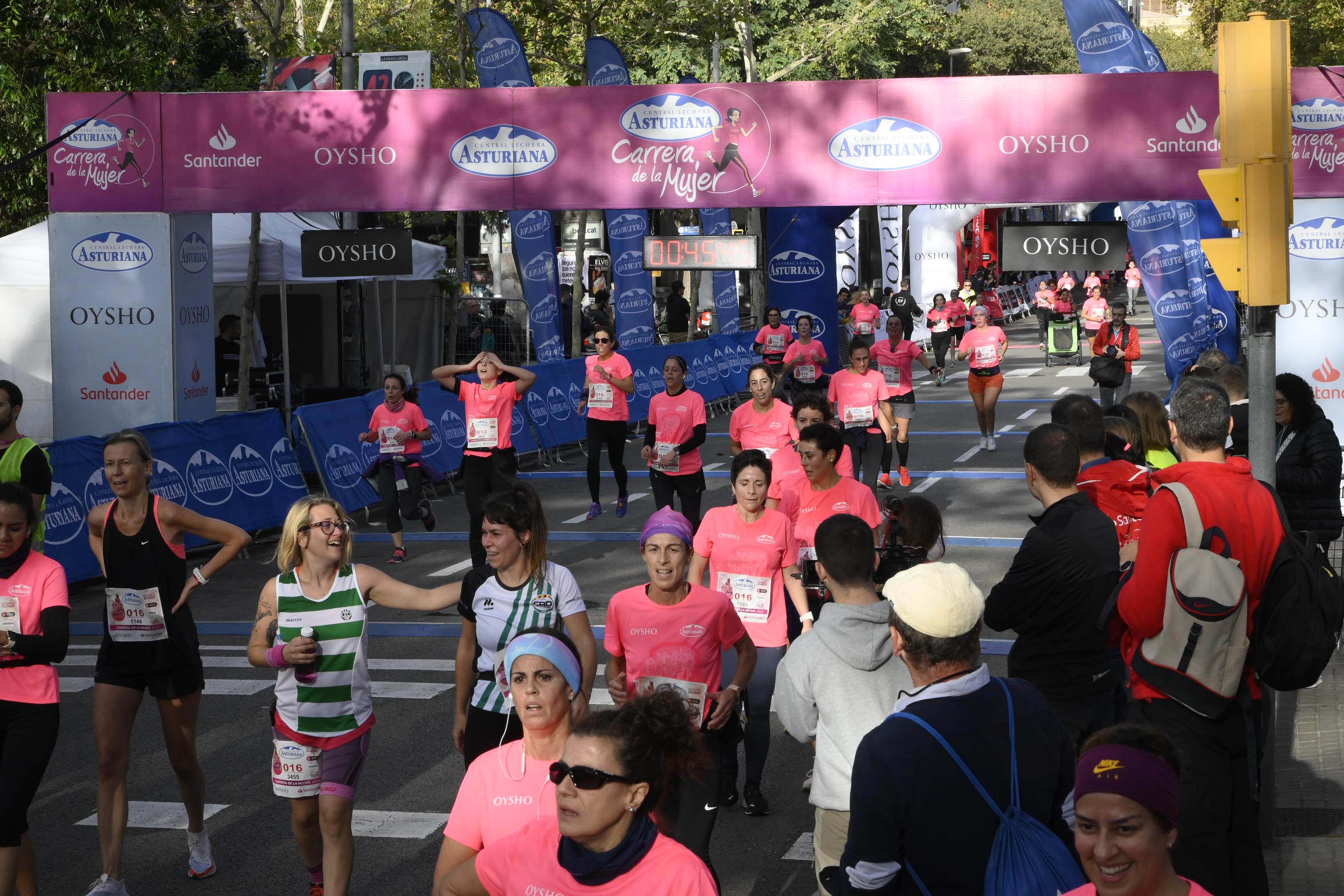Las mejores fotos de la Carrera de la Mujer de Barcelona 2023. 4449