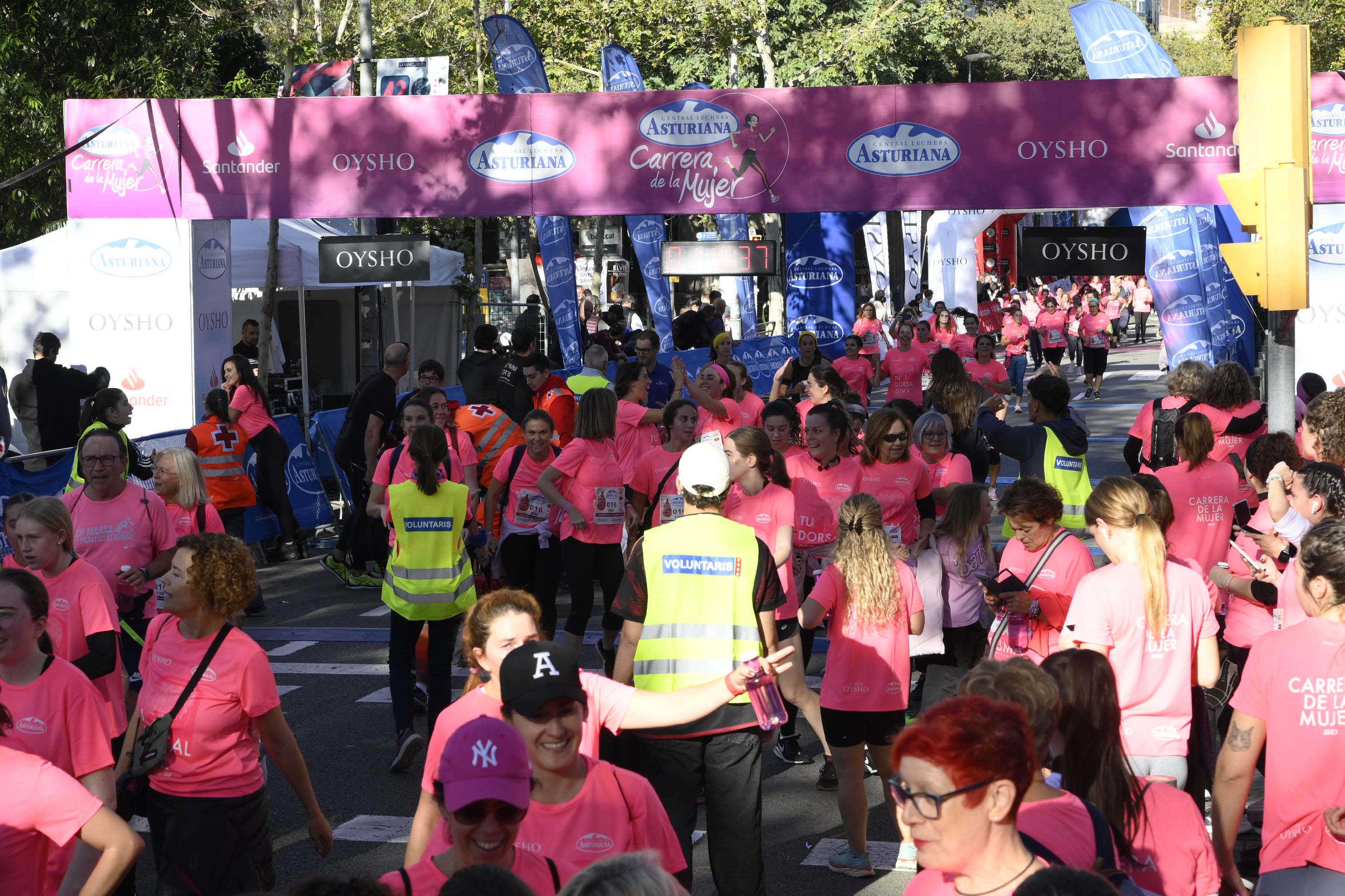 Las mejores fotos de la Carrera de la Mujer de Barcelona 2023. 5331