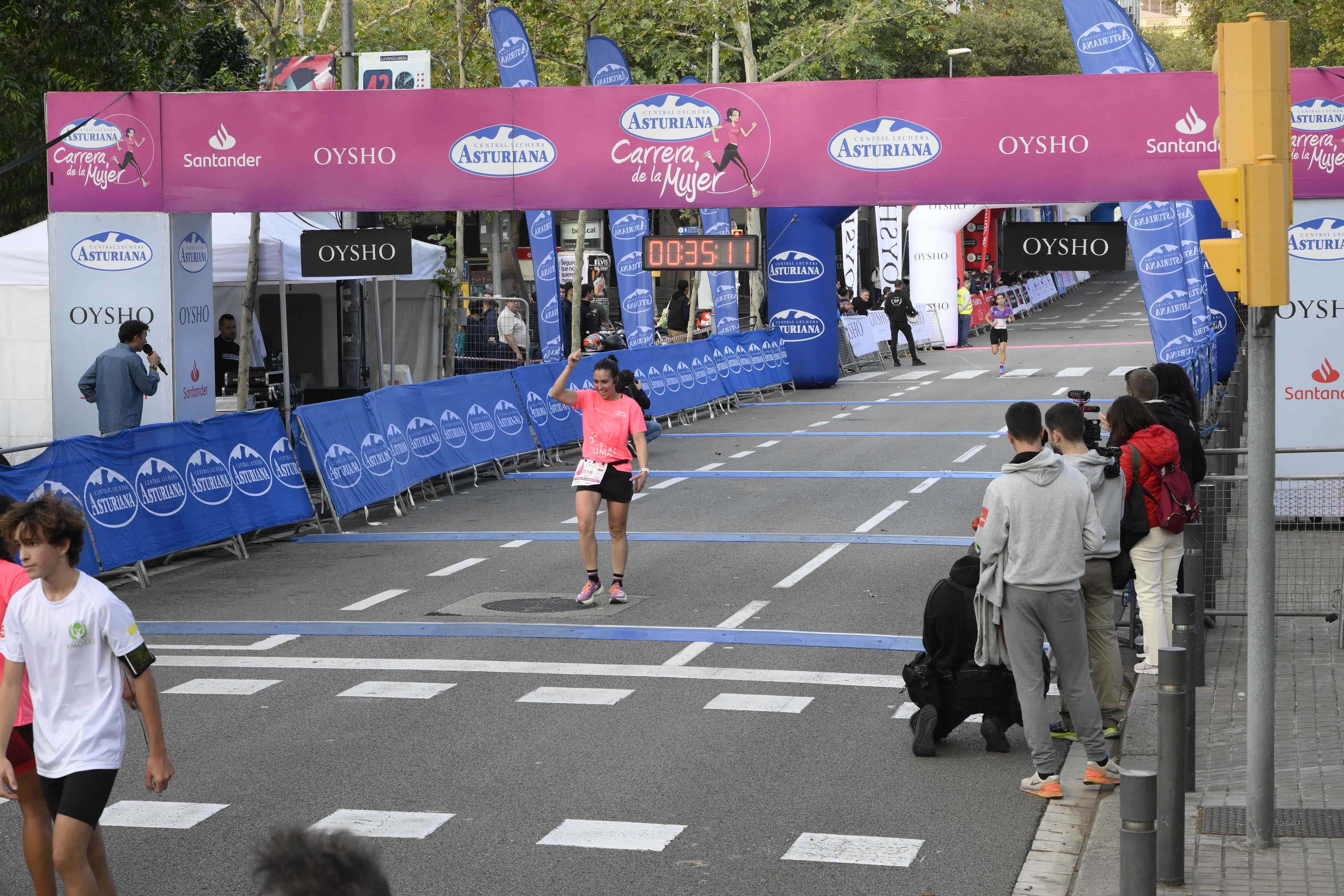 Las mejores fotos de la Carrera de la Mujer de Barcelona 2023. 4144