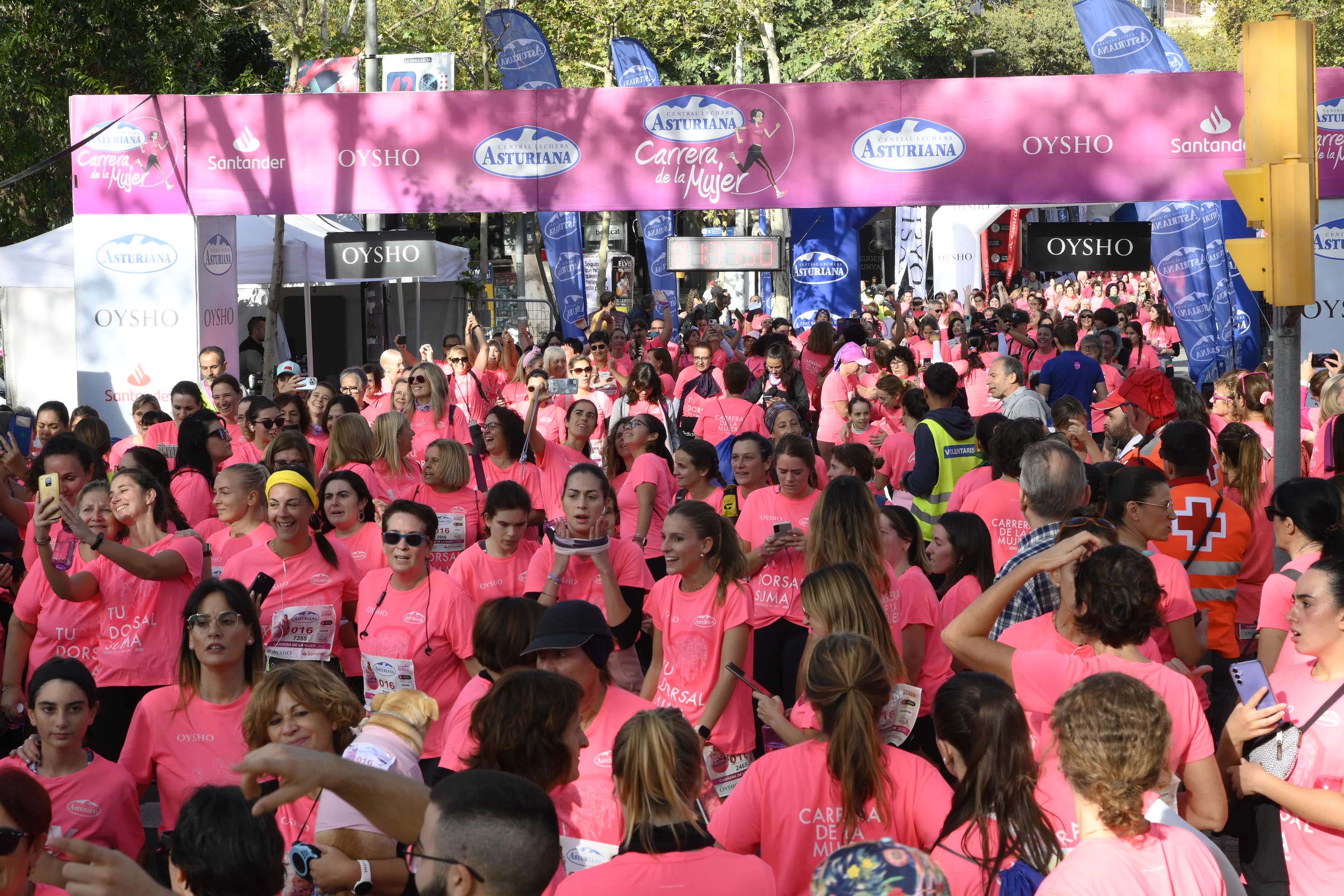 Las mejores fotos de la Carrera de la Mujer de Barcelona 2023. 5932