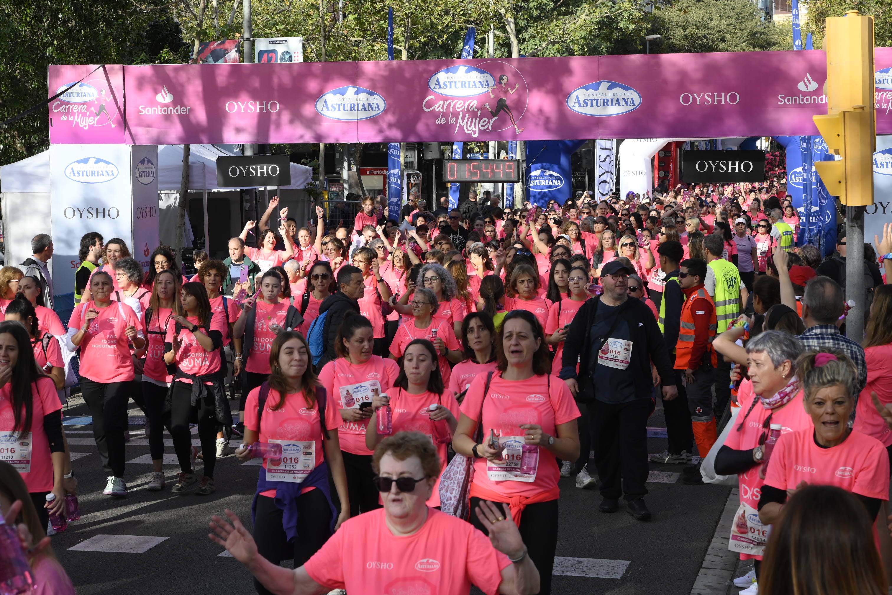 Las mejores fotos de la Carrera de la Mujer de Barcelona 2023. 6428